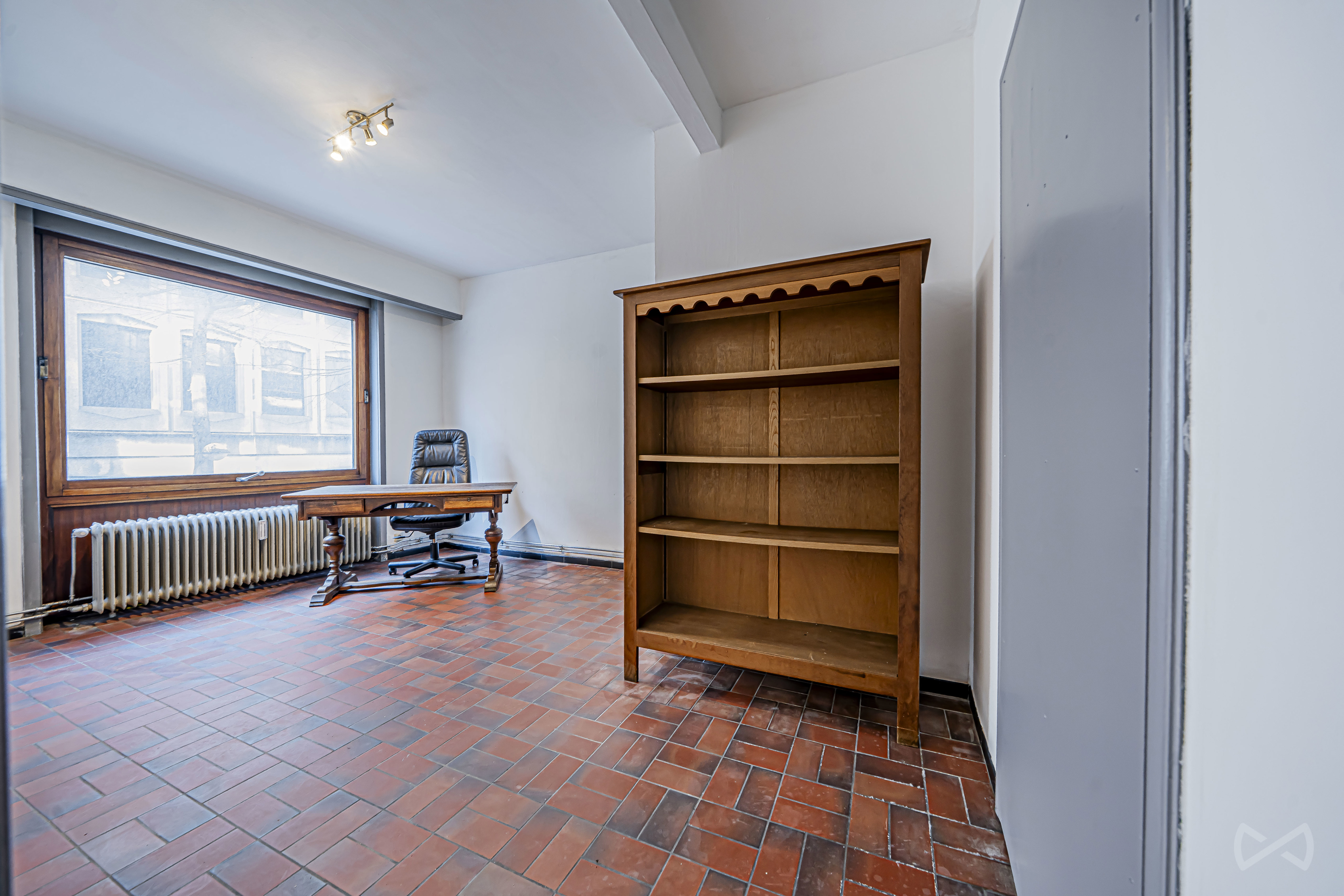 Picture 2 of 3 for Studio in Mons