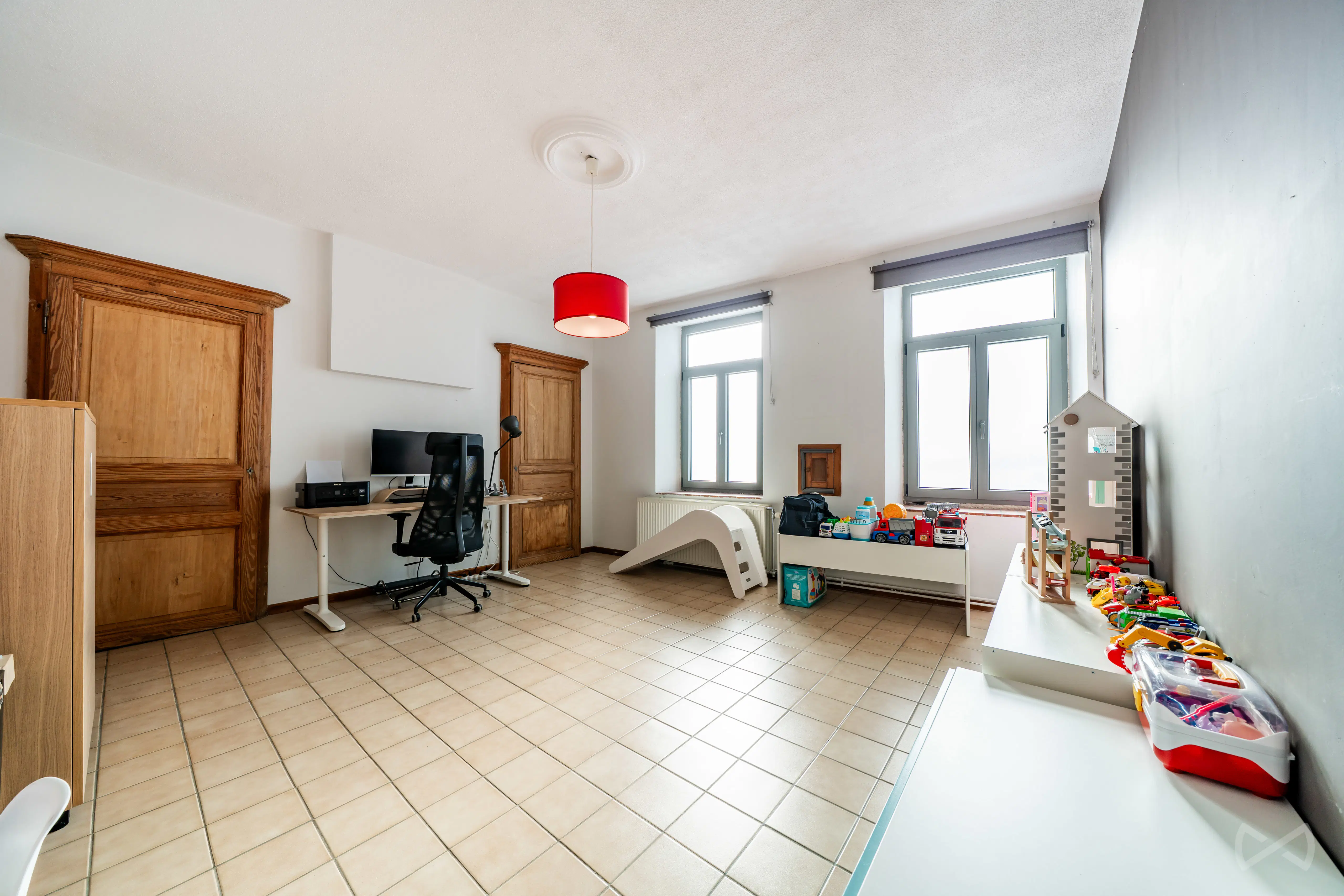 Photo 1 sur 4 pour Villa de six chambres à Morialmé