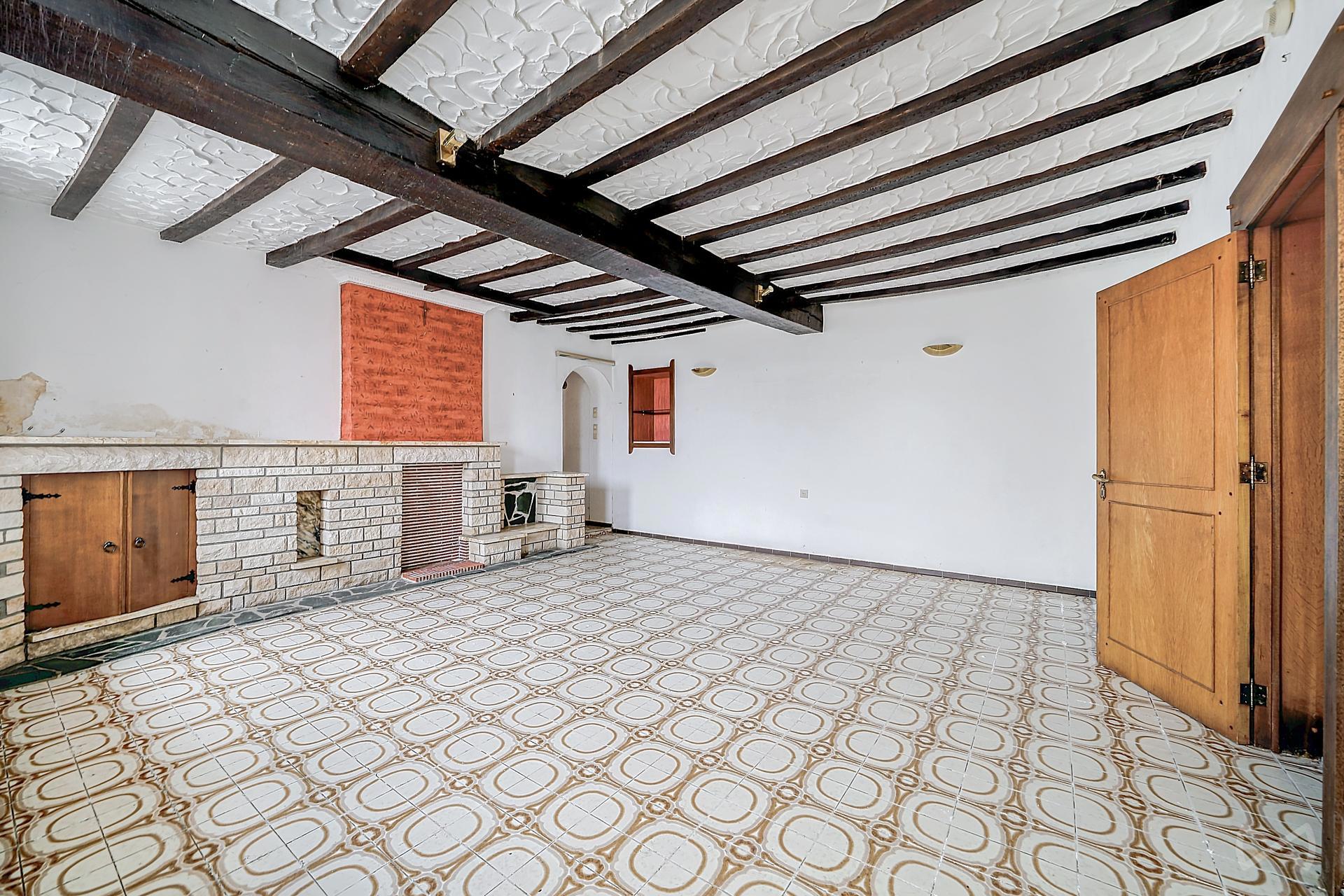 Photo 3 sur 4 pour Maison de cinq chambres à Peissant
