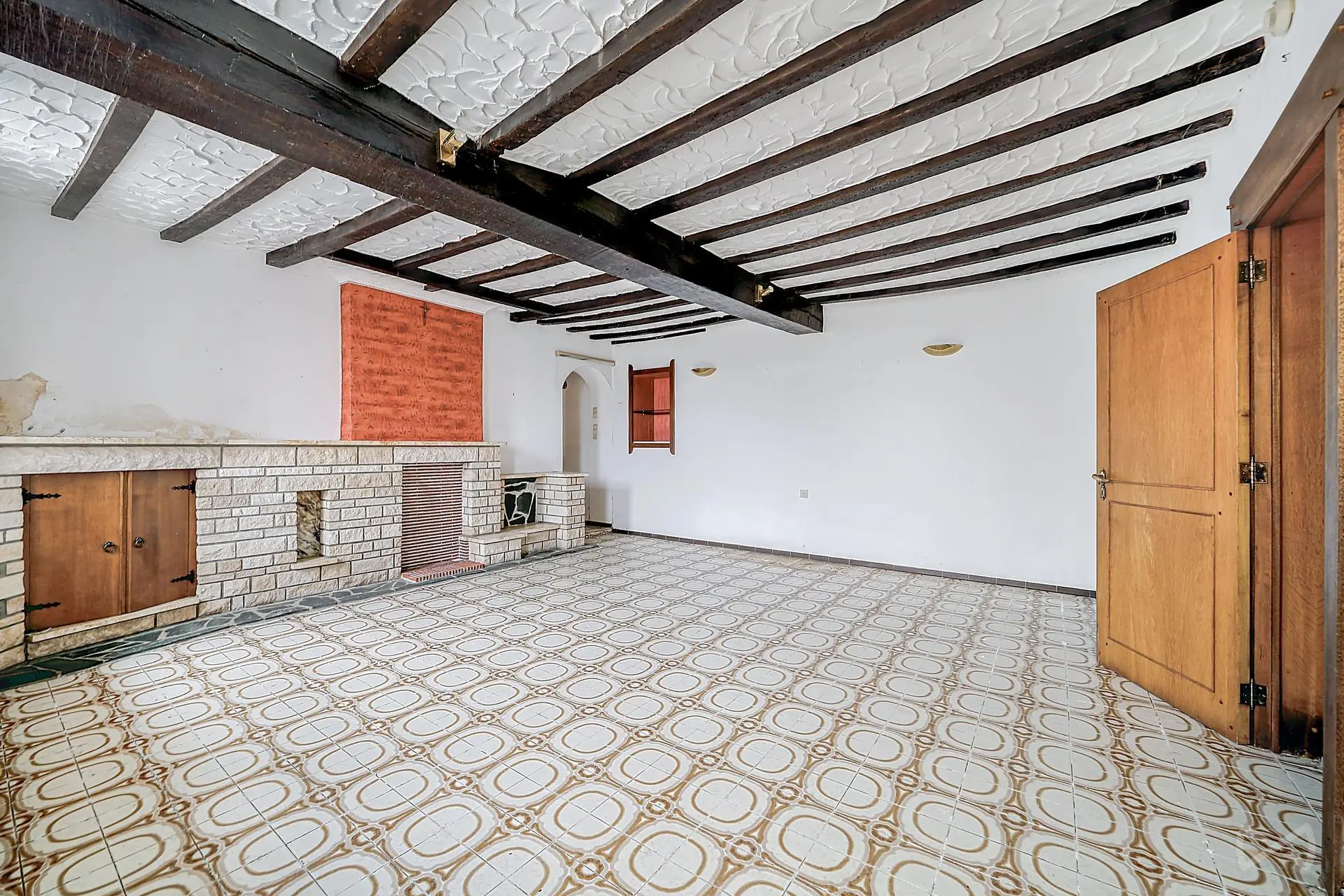 Photo 3 sur 4 pour Maison de cinq chambres à Peissant