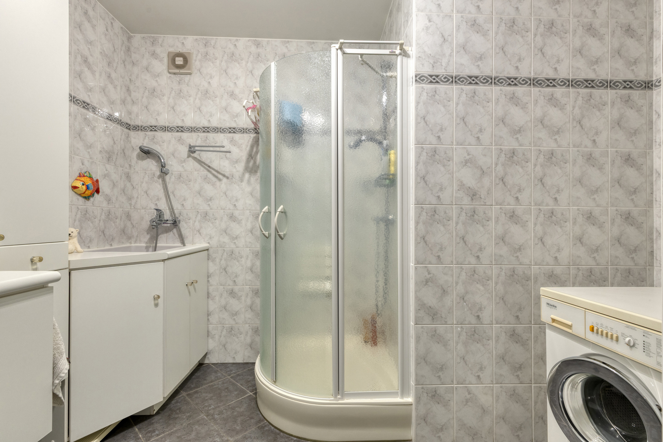 Picture 1 of 4 for Flat with three bedrooms in Schoten