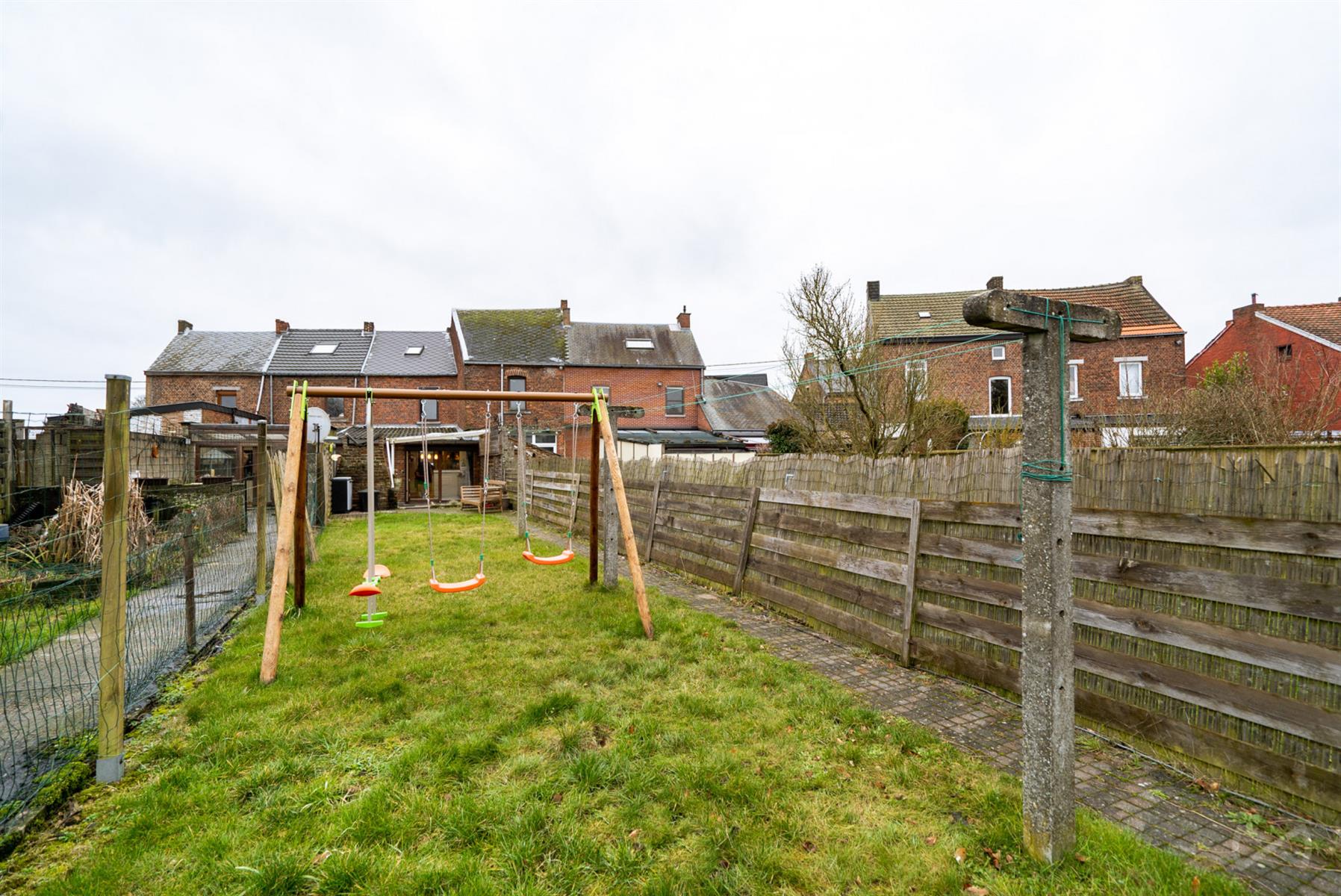 Photo 4 sur 4 pour Maison de trois chambres à Forchies-la-marche