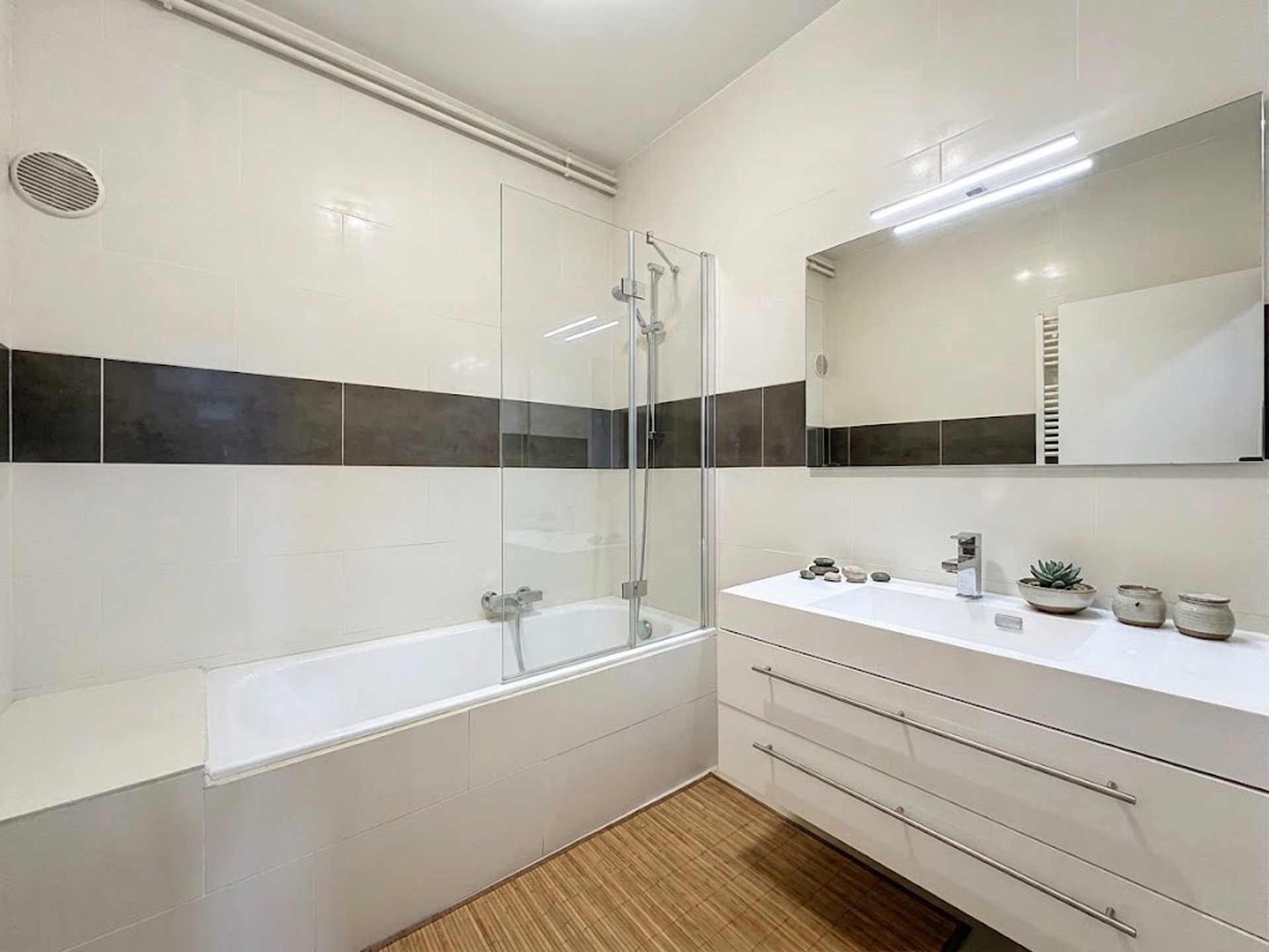 Picture 4 of 4 for Flat with two bedrooms in Molenbeek-Saint-Jean