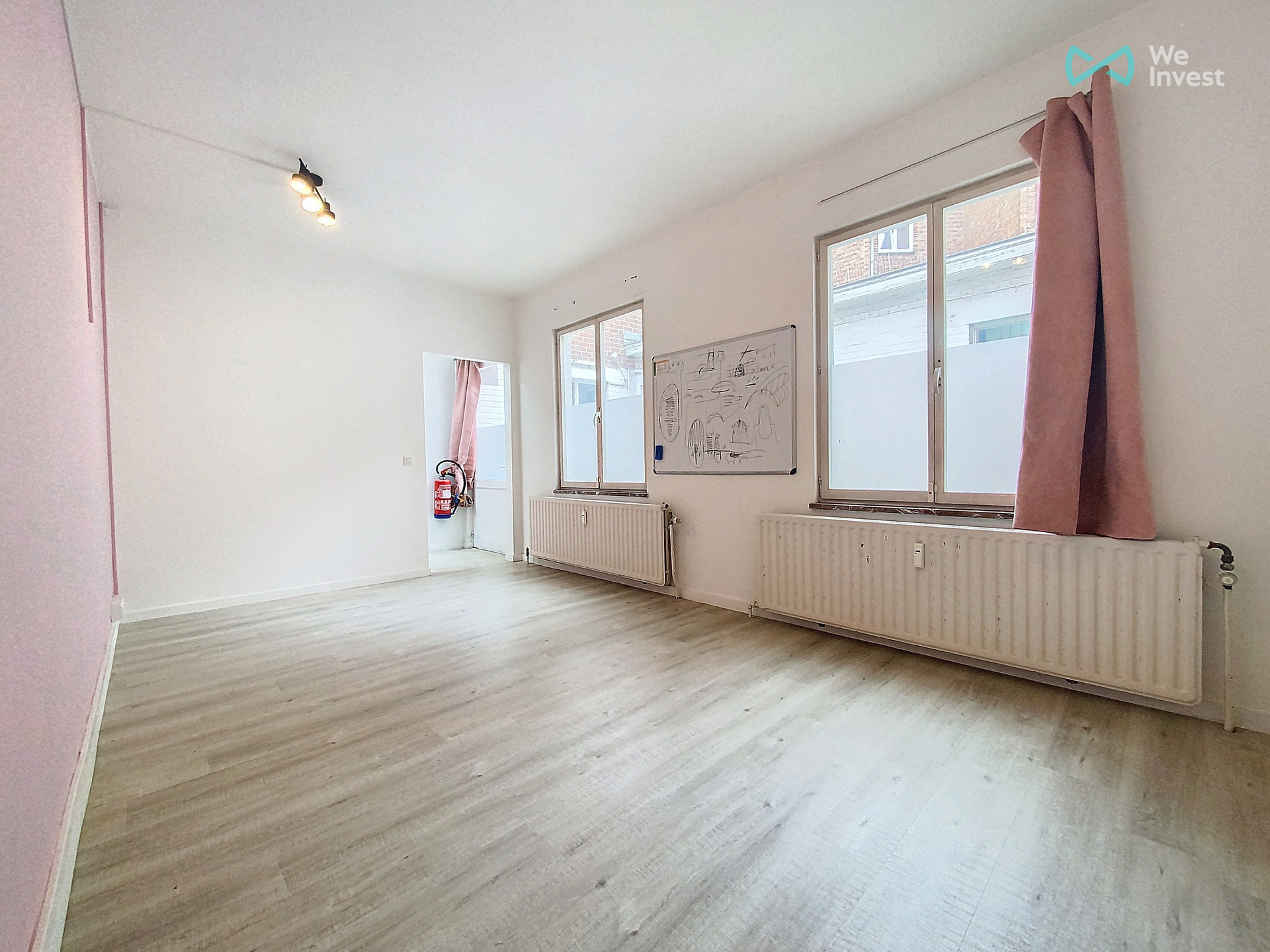 Picture 1 of 4 for Offices in Namur