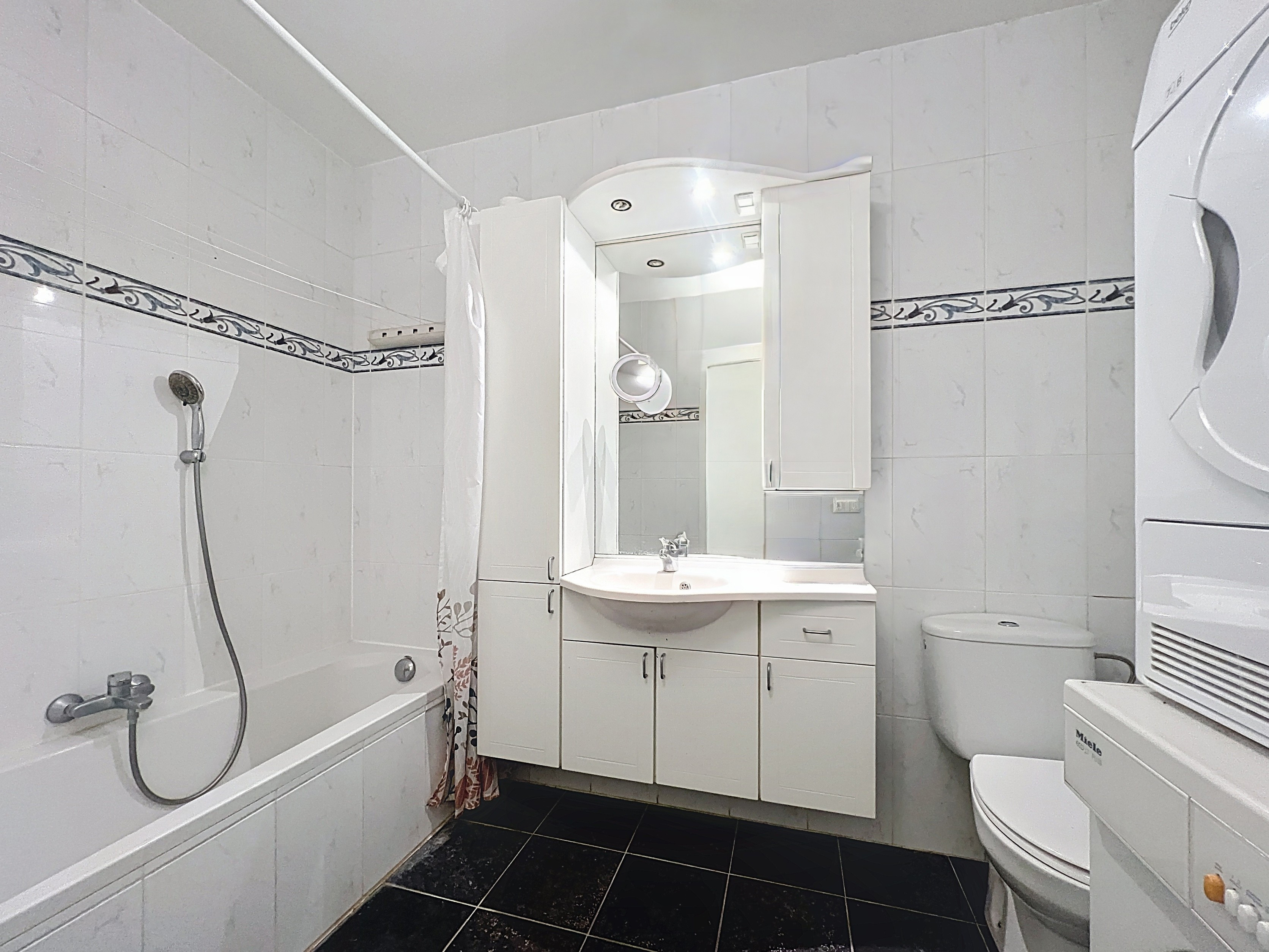 Picture 4 of 4 for Flat with four bedrooms in Bruxelles