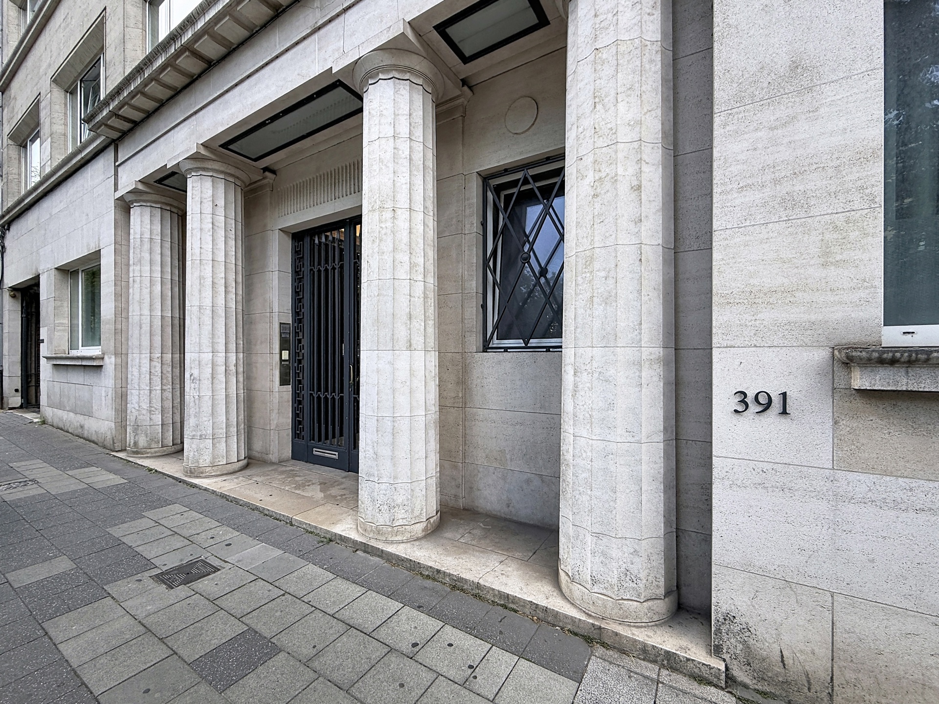 Picture 1 of 2 for Offices in Bruxelles