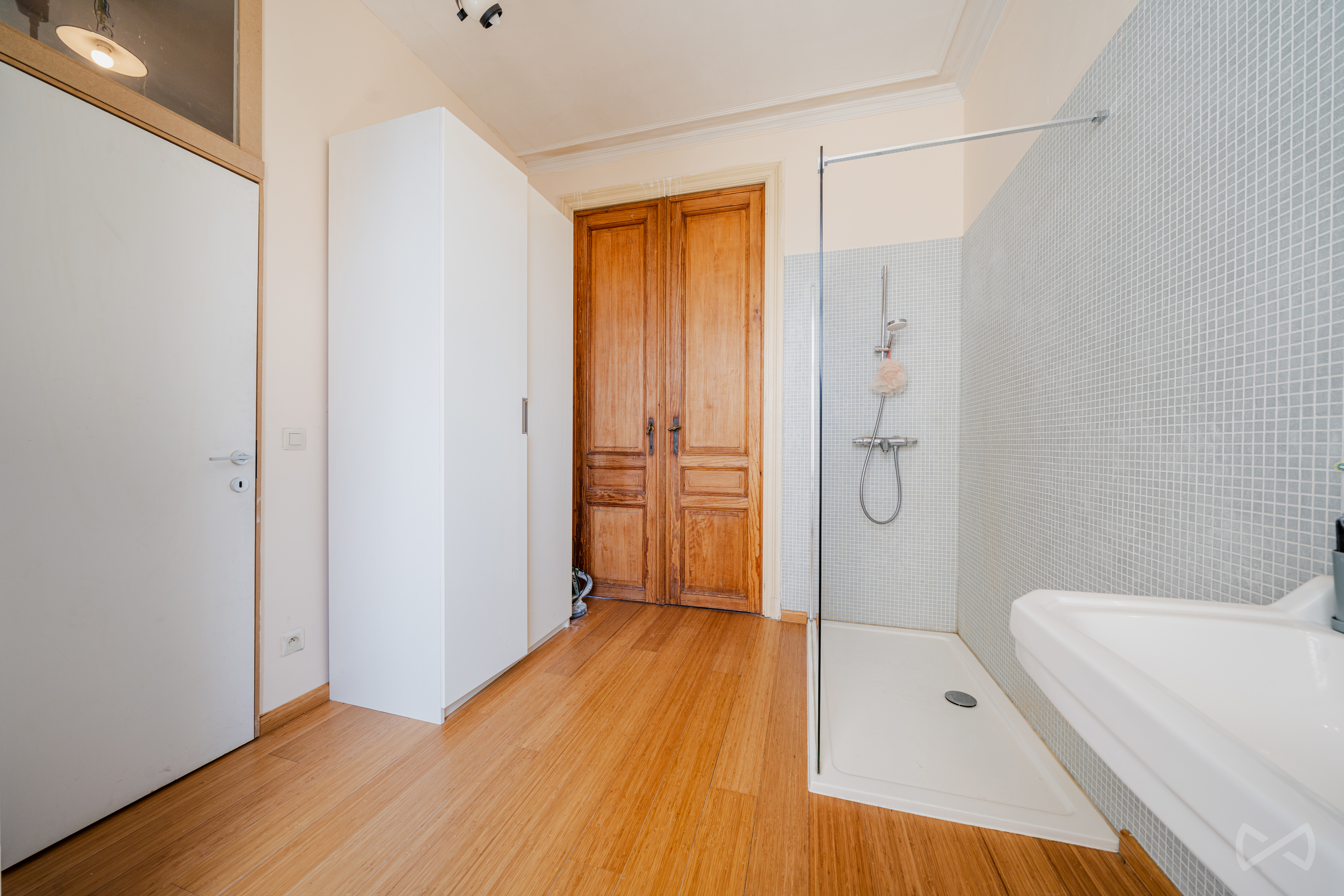 Picture 1 of 4 for House with four bedrooms in Ixelles