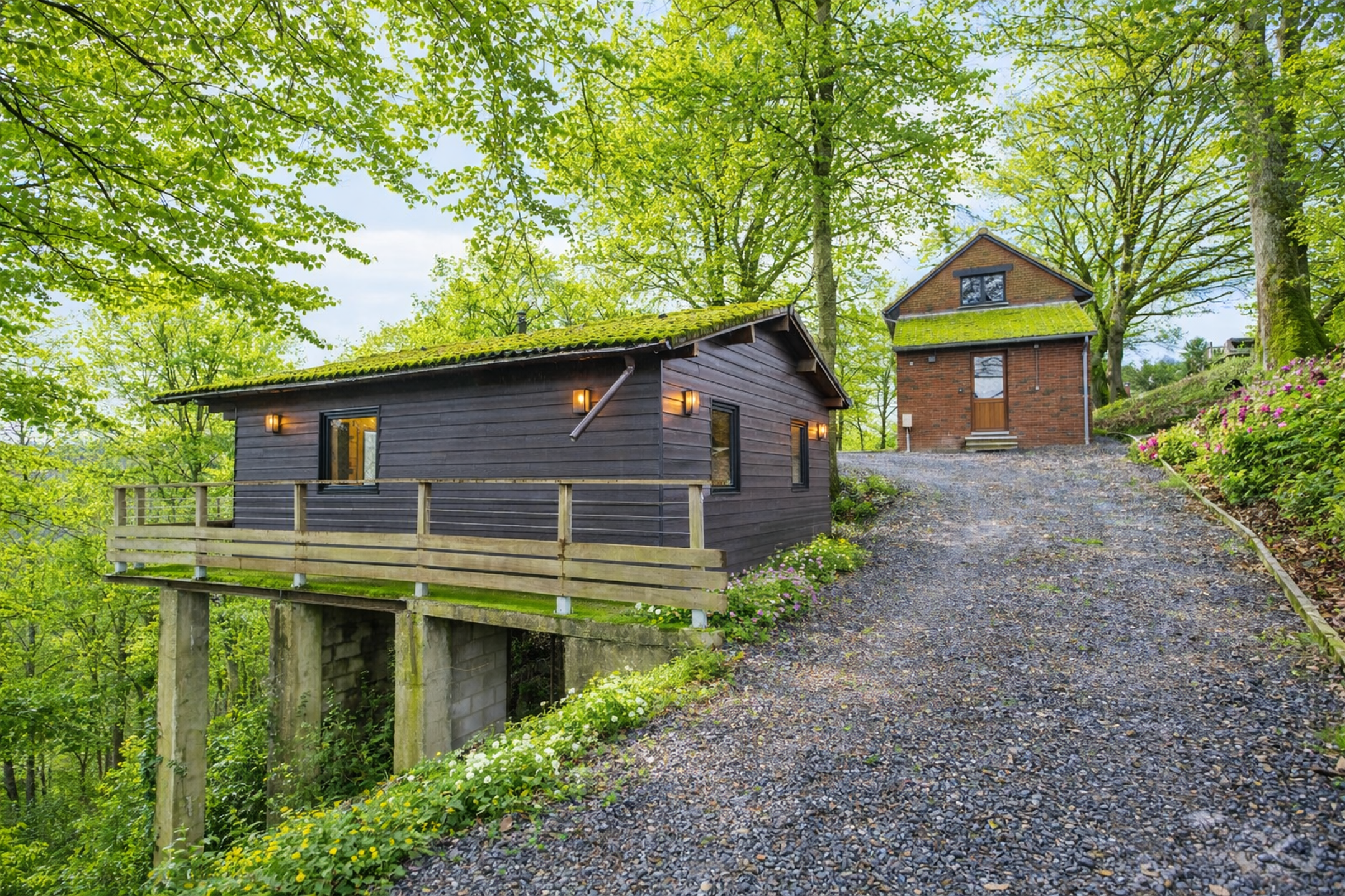 Picture 3 of 3 for Exceptional house with seven bedrooms in Houyet