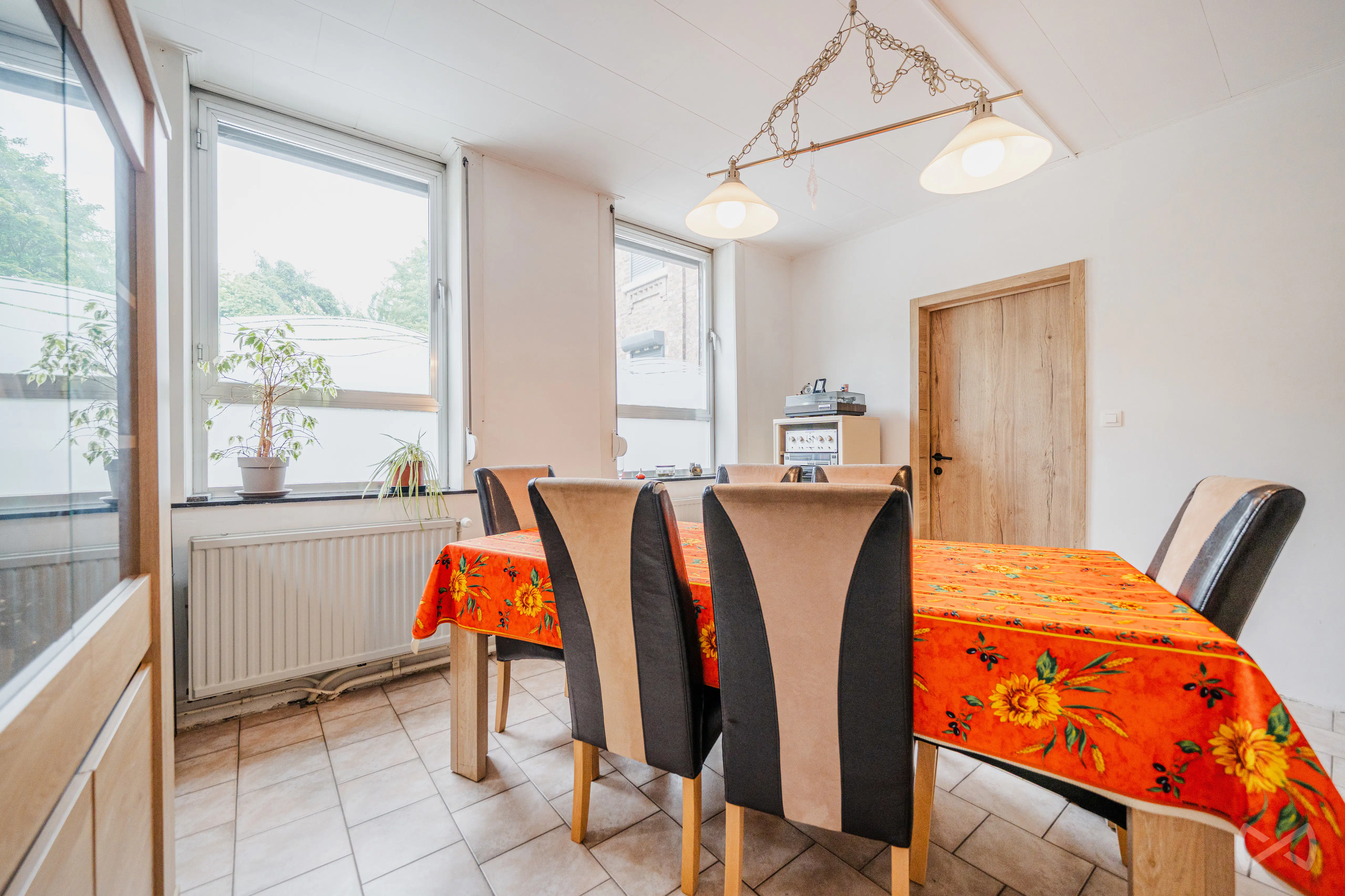 Photo 2 sur 4 pour Maison de trois chambres à Aiseau-presles