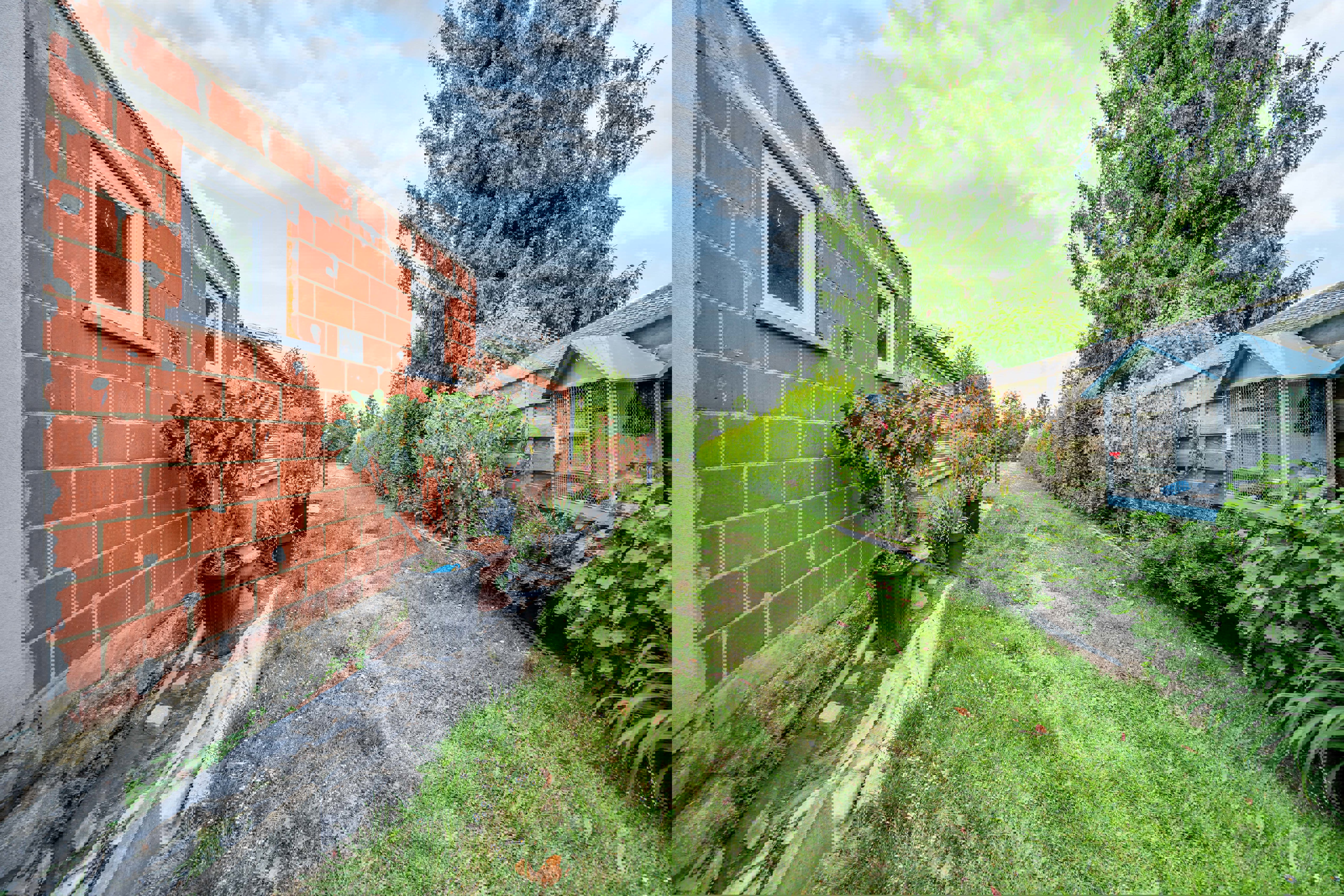 Picture 1 of 4 for House with six bedrooms in ChÂtelet