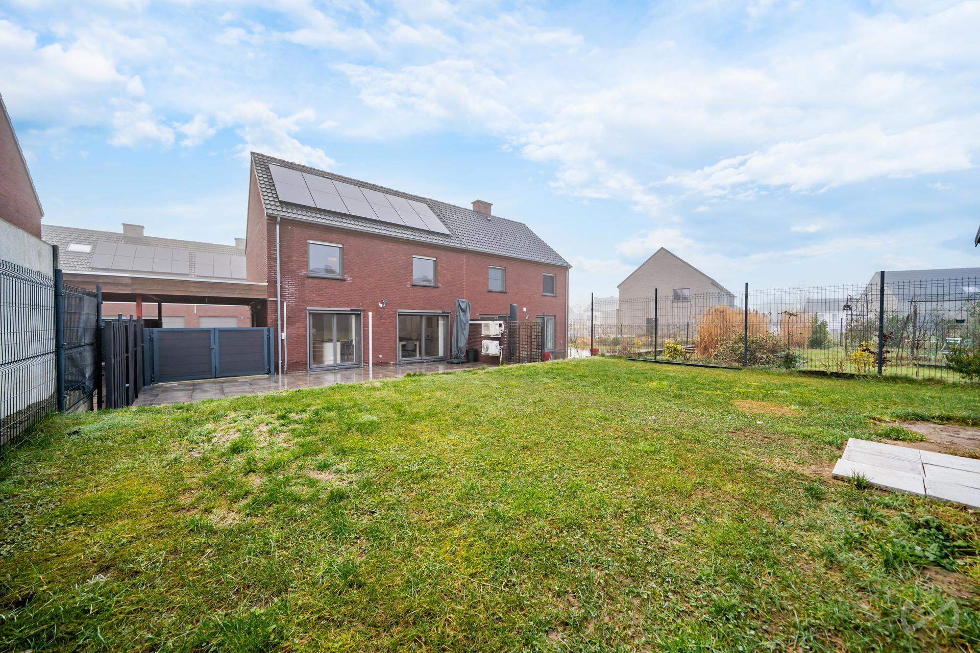 Foto 4 van 4 van Huis met drie slaapkamers in Manage