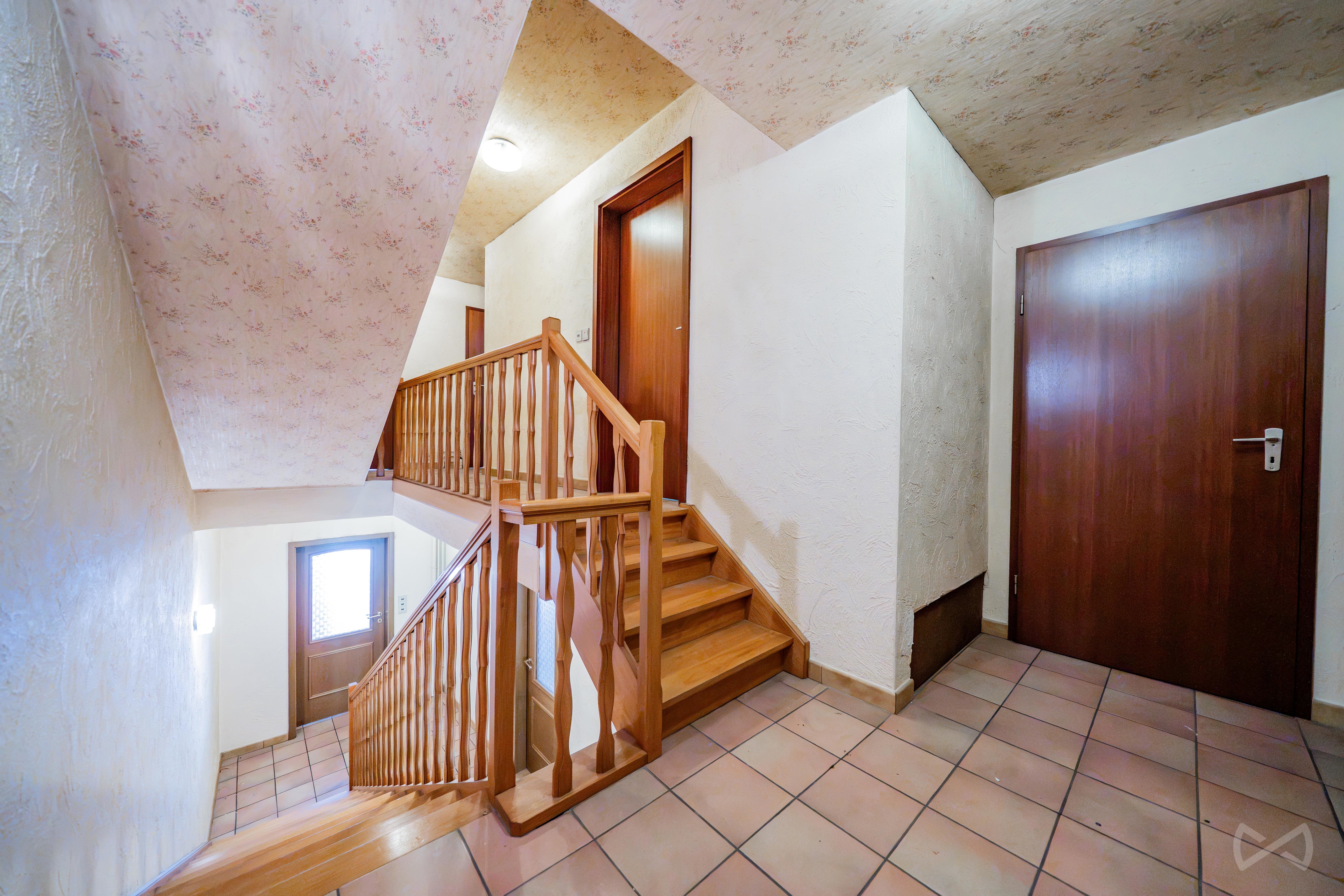 Photo 2 sur 4 pour Maison de cinq chambres à Sougné-remouchamps