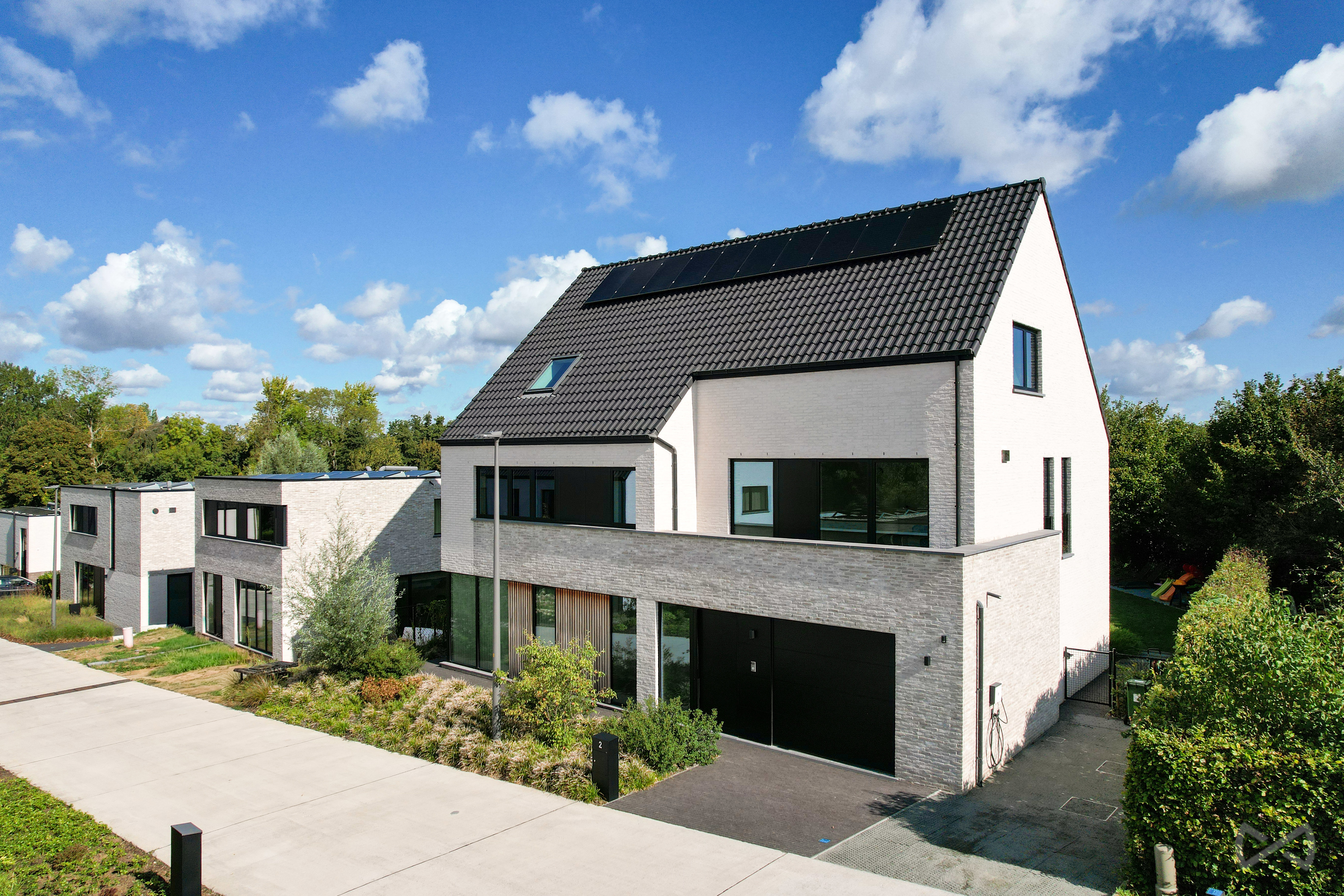 Picture 2 of 3 for Villa with six bedrooms in Bierbeek