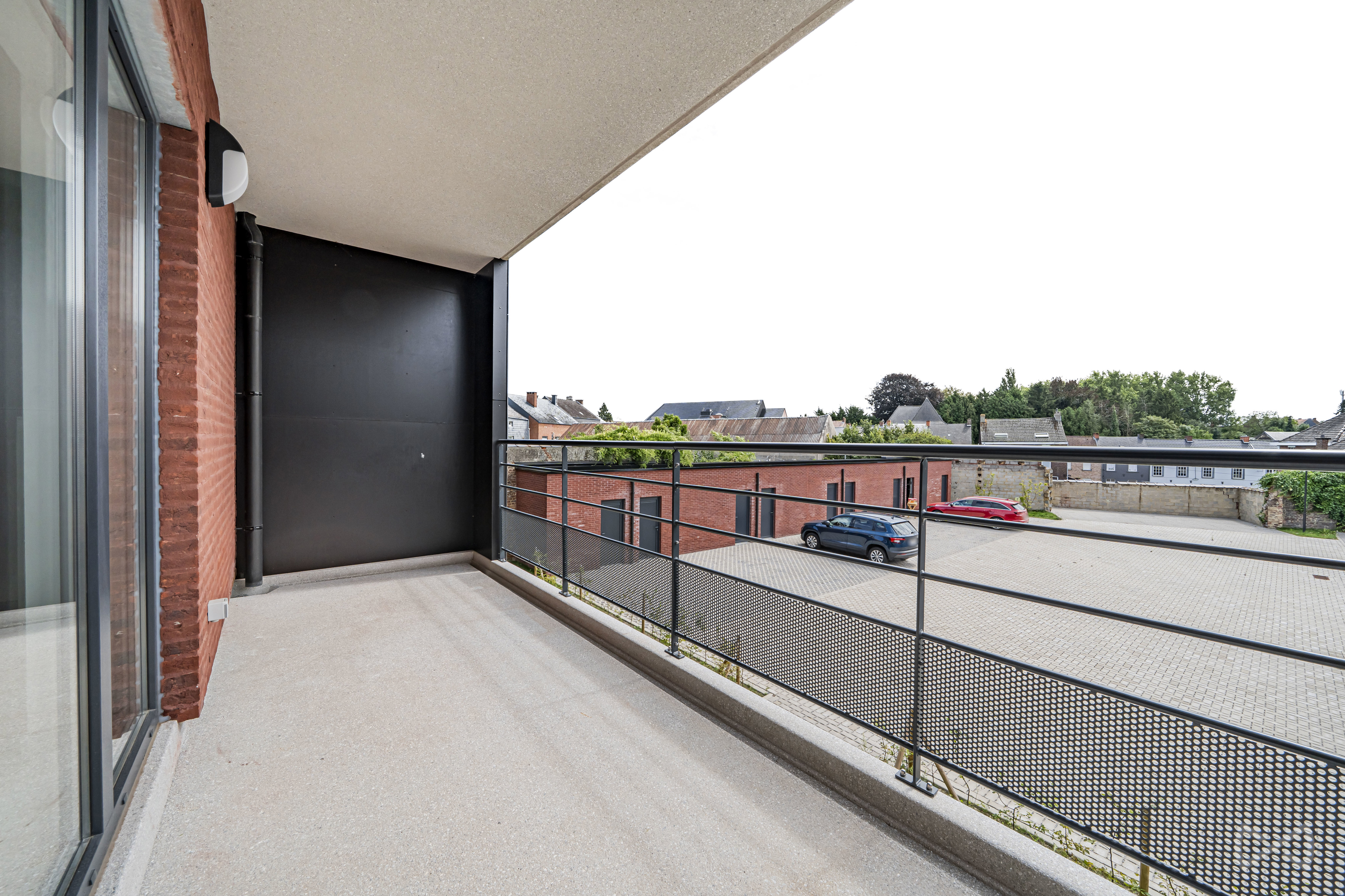 Picture 1 of 4 for Studio in Trazegnies