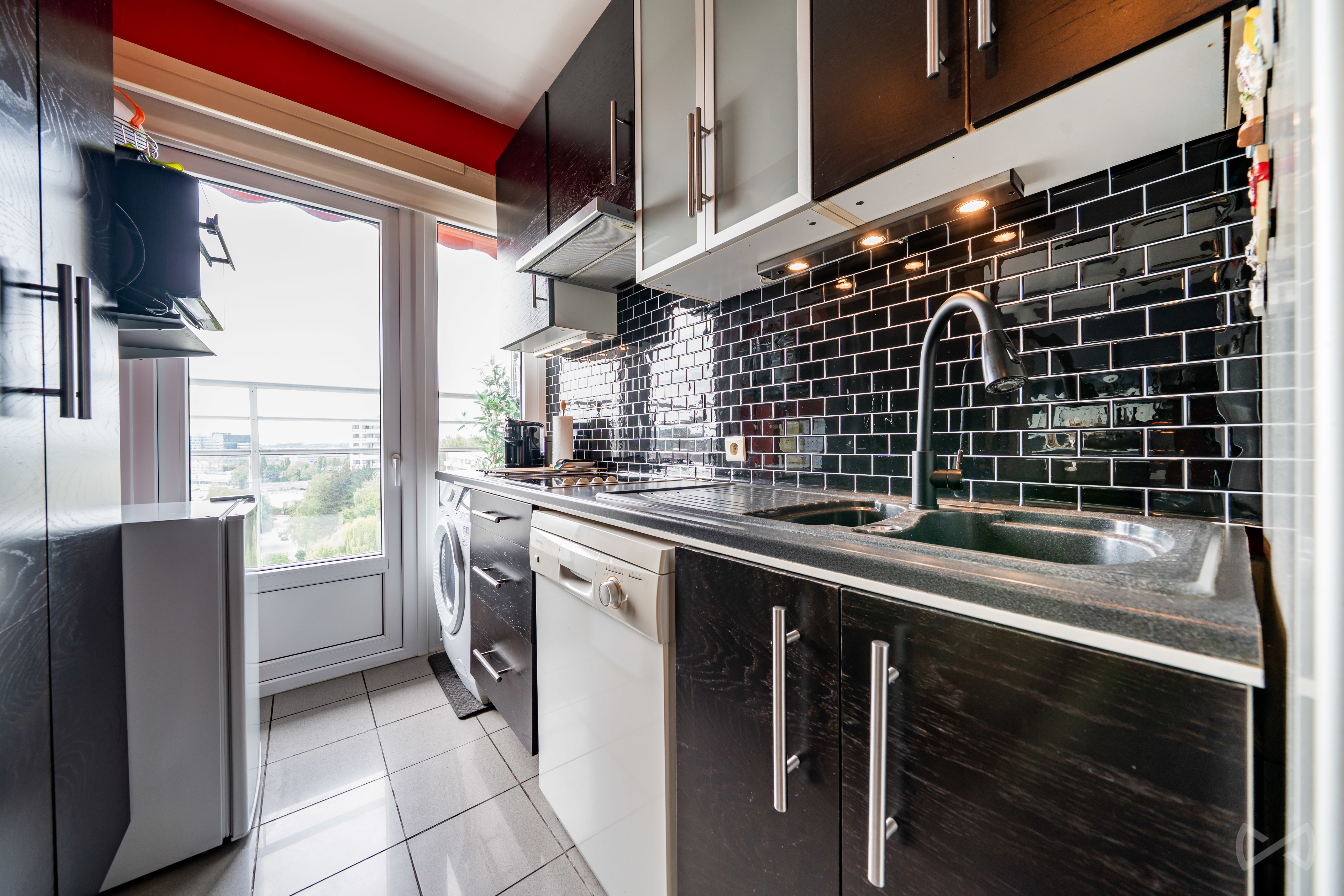 Picture 1 of 4 for Flat with three bedrooms in Ganshoren