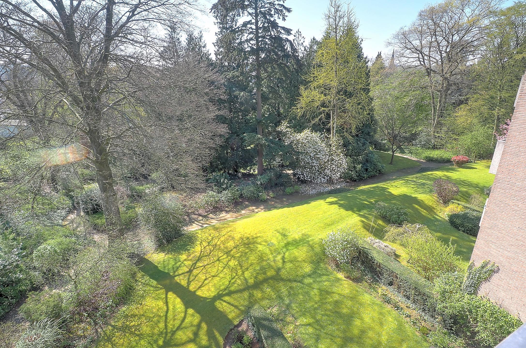 Picture 2 of 4 for Flat in Uccle