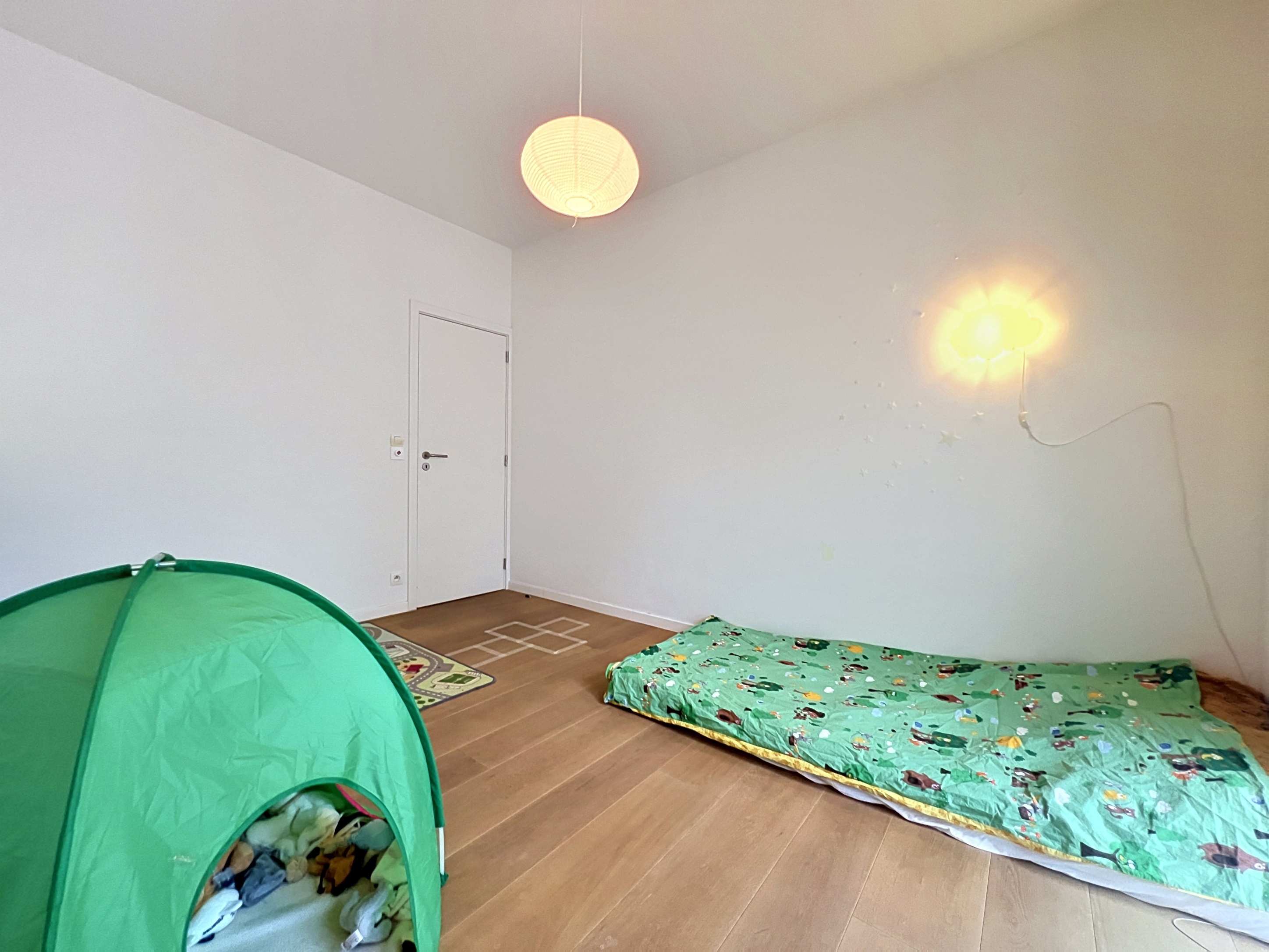 Picture 2 of 3 for Flat with three bedrooms in Schaerbeek