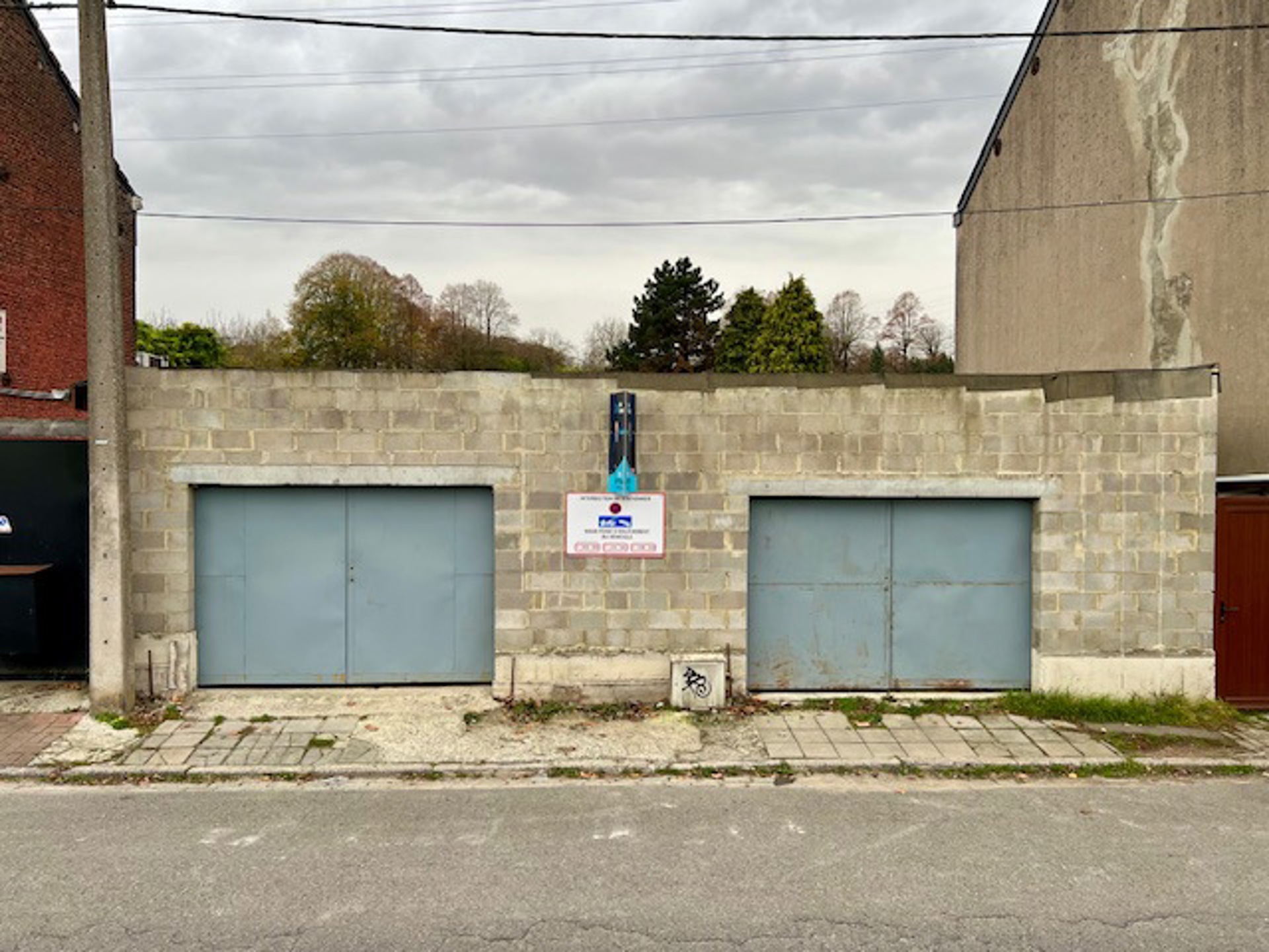 Photo 1 sur 5 pour Garage (fermé) à Charleroi-Marchienne-au-Pont