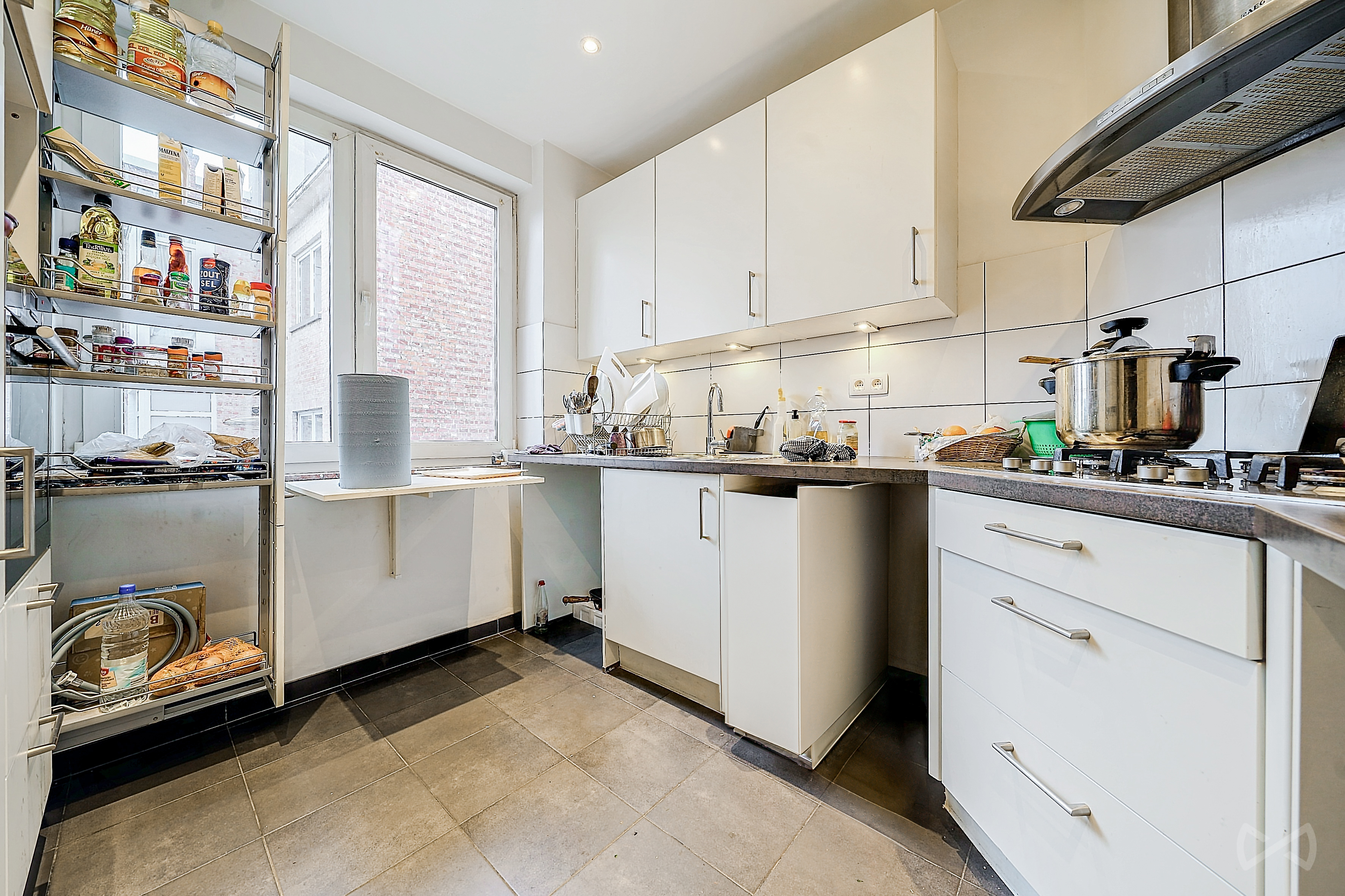 Foto 2 van 4 van Appartement met twee slaapkamers in Ixelles