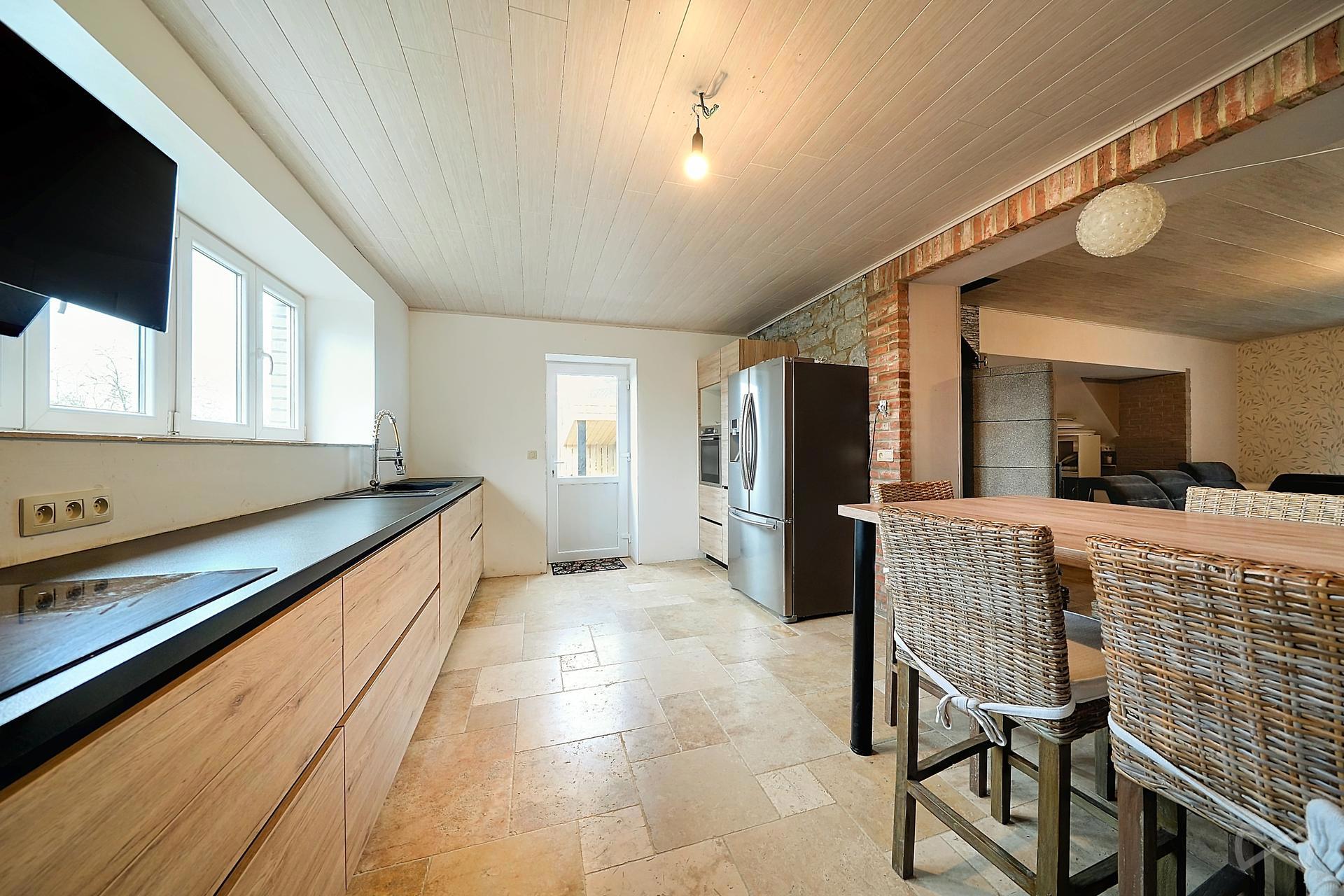 Picture 1 of 5 for House with six bedrooms in Florennes