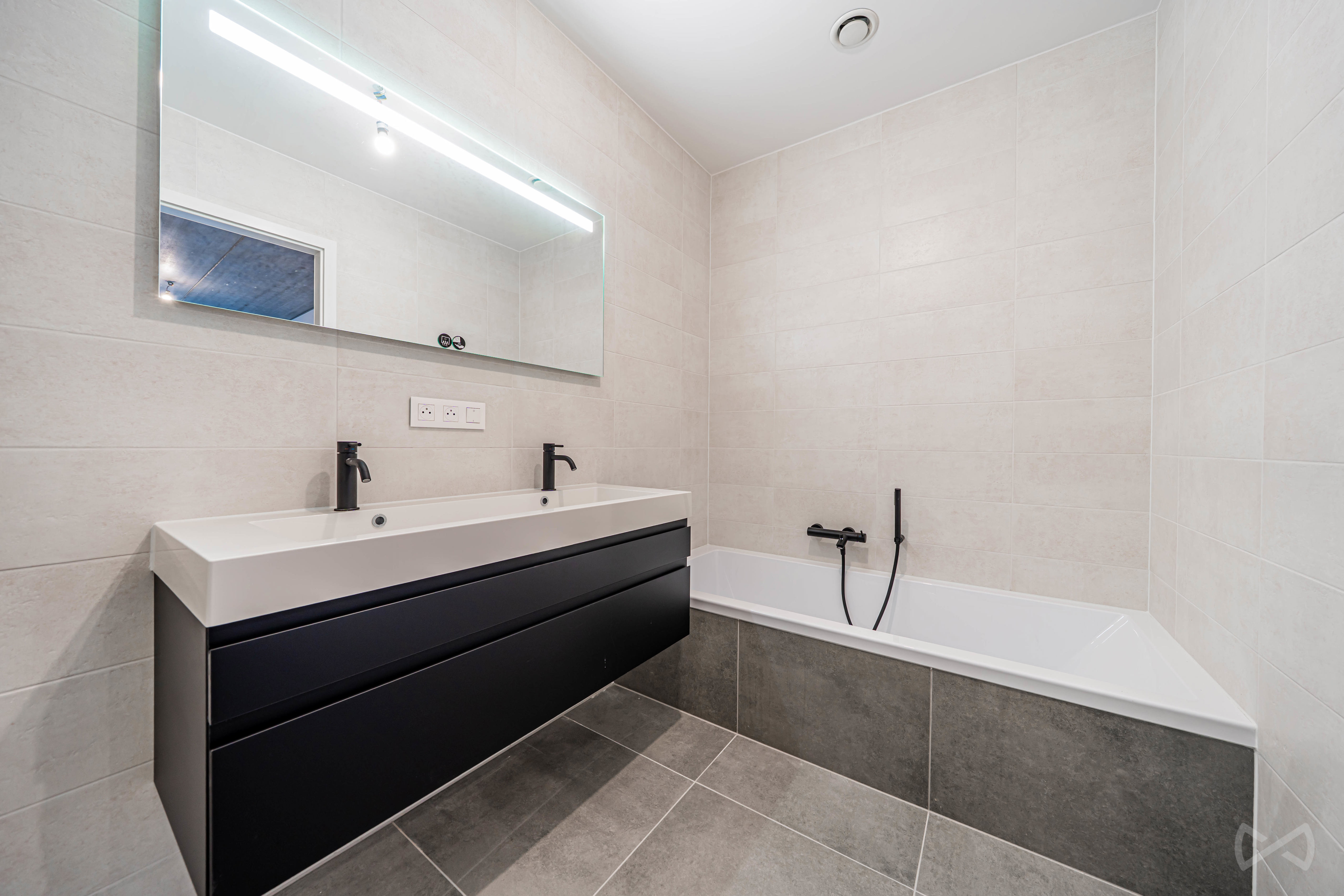 Picture 2 of 4 for Flat with three bedrooms in Liège