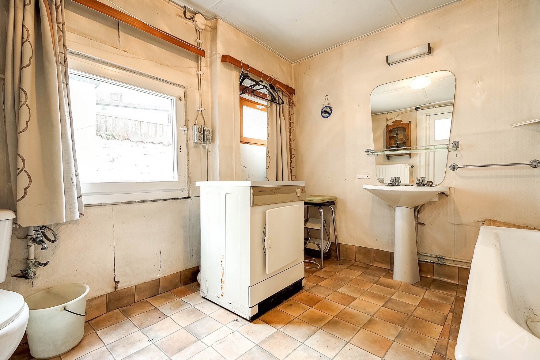 Picture 1 of 4 for House with five bedrooms in Marcinelle