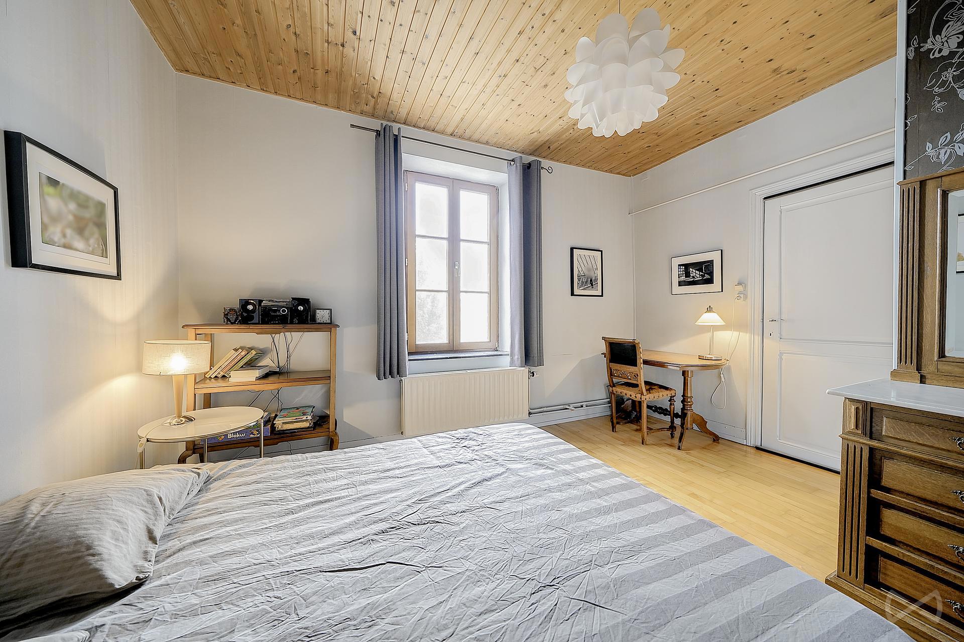 Picture 2 of 4 for House with five bedrooms in Dinant