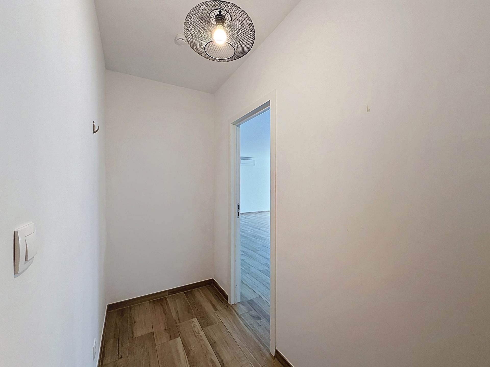 Picture 1 of 4 for Flat with two bedrooms in Ath