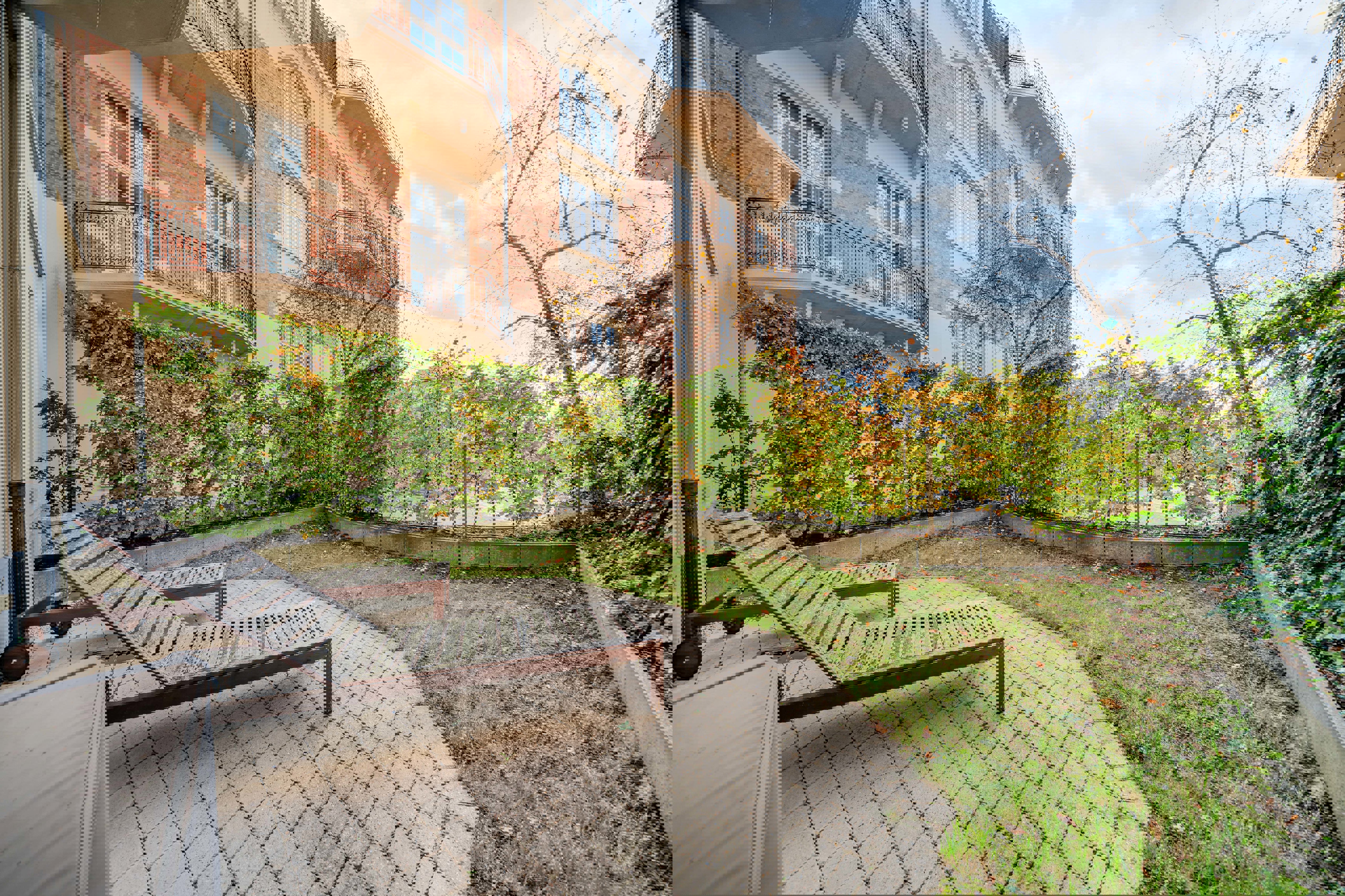 Picture 1 of 4 for Flat with three bedrooms in Uccle