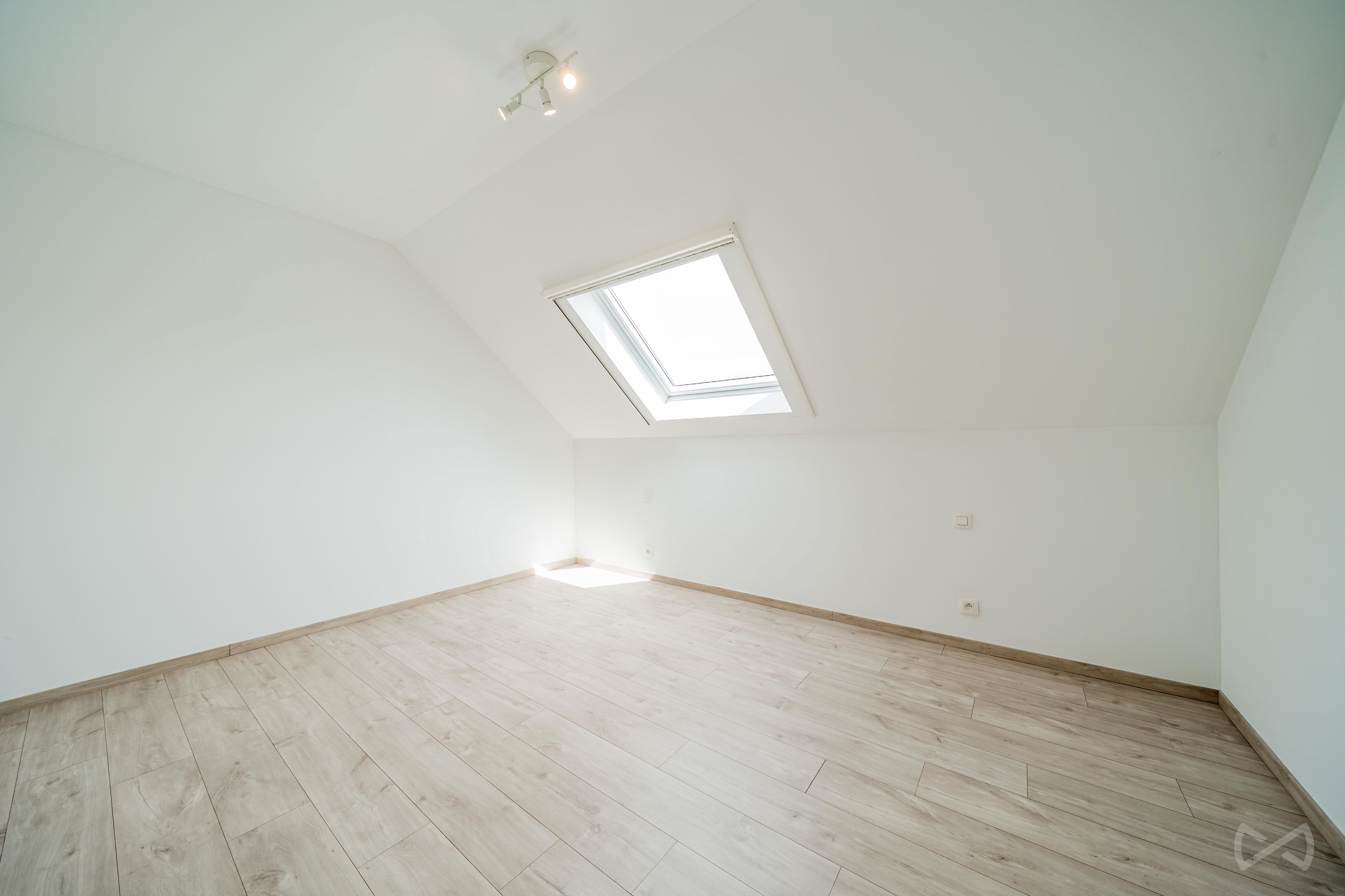 Picture 2 of 4 for House with three bedrooms in Manage Bellecourt