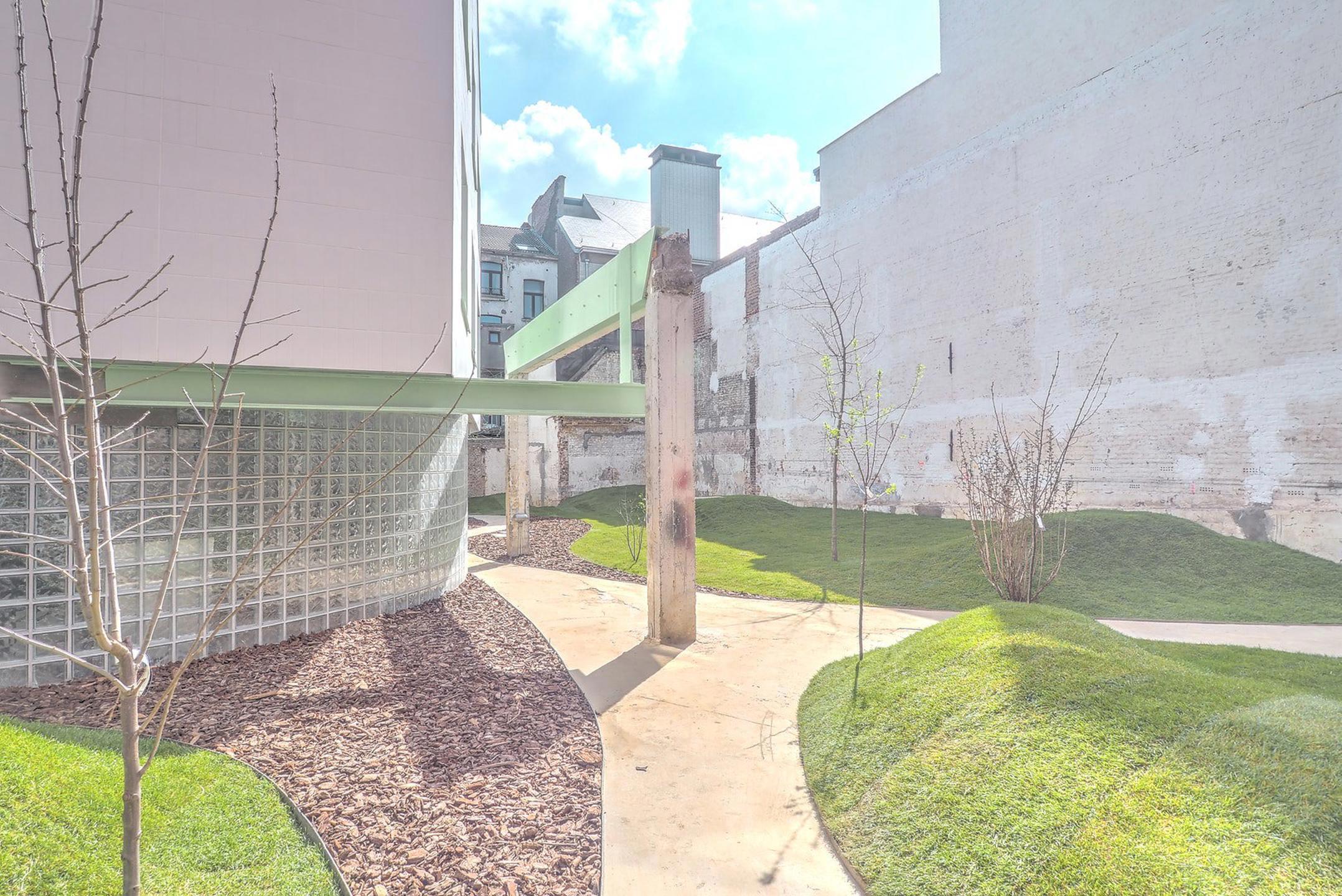 Picture 3 of 4 for House with five bedrooms in Molenbeek-Saint-Jean