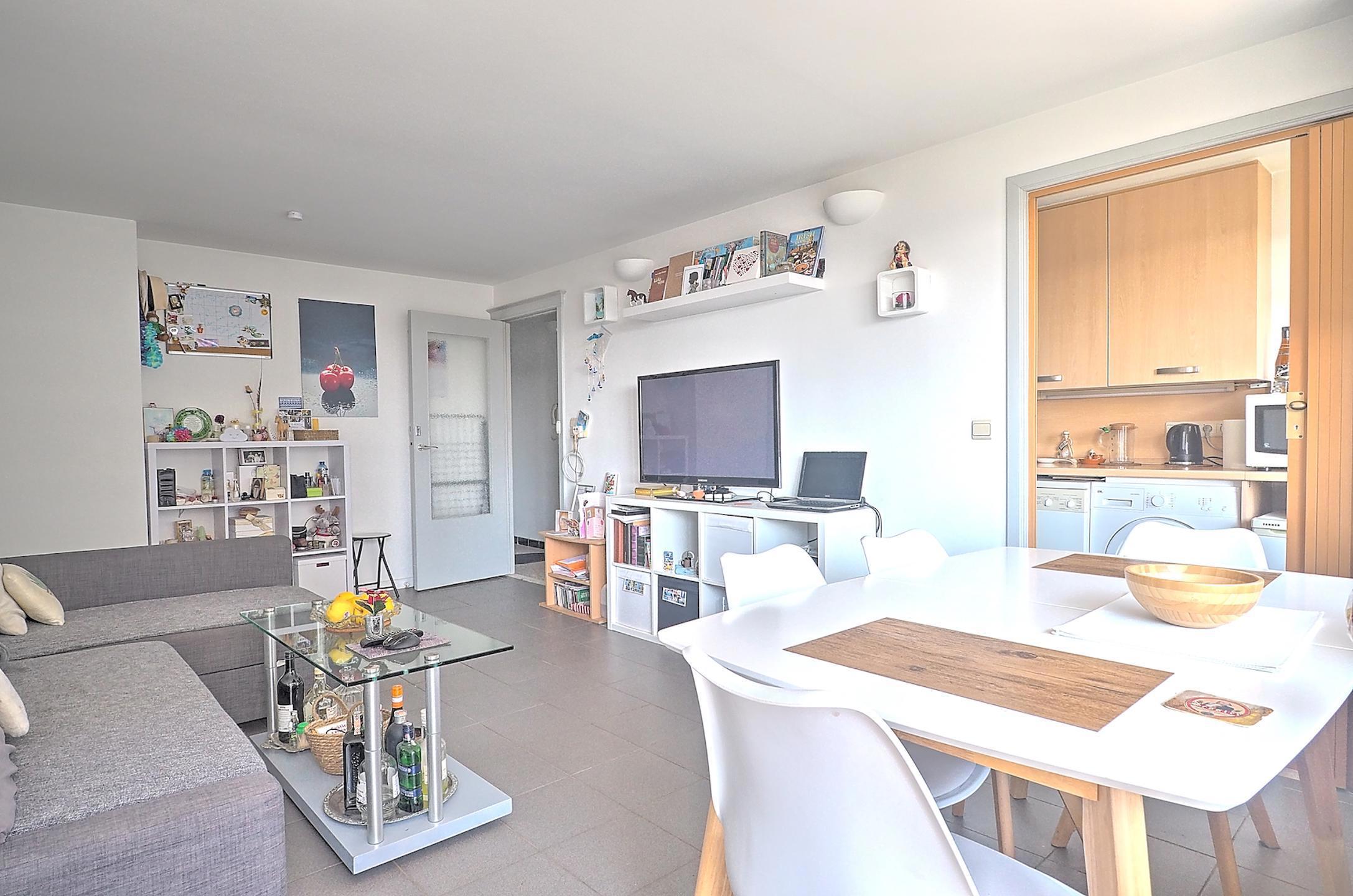 Picture 3 of 3 for Flat in Evere