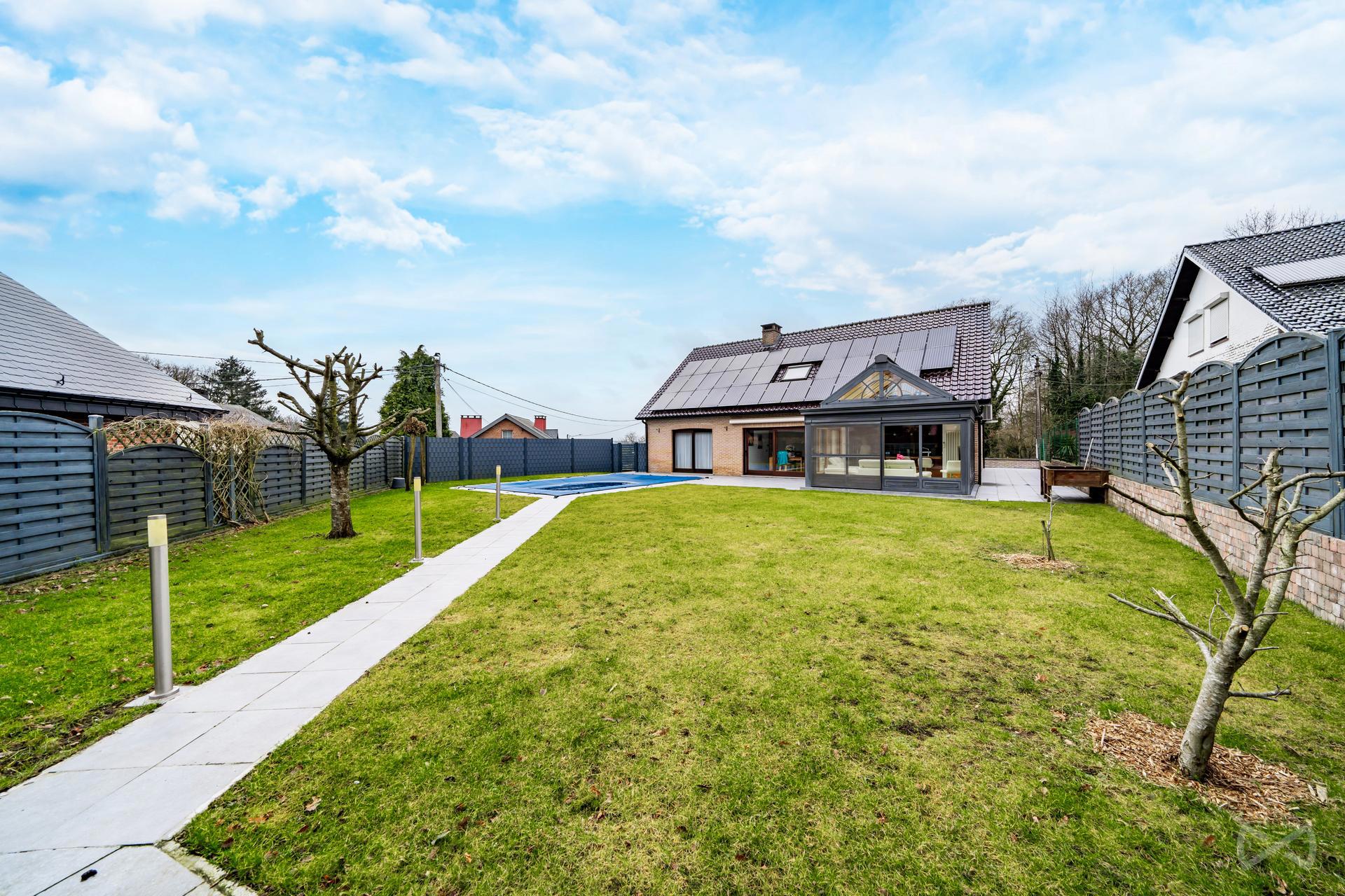 Picture 1 of 4 for House with four bedrooms in Charleroi Marcinelle