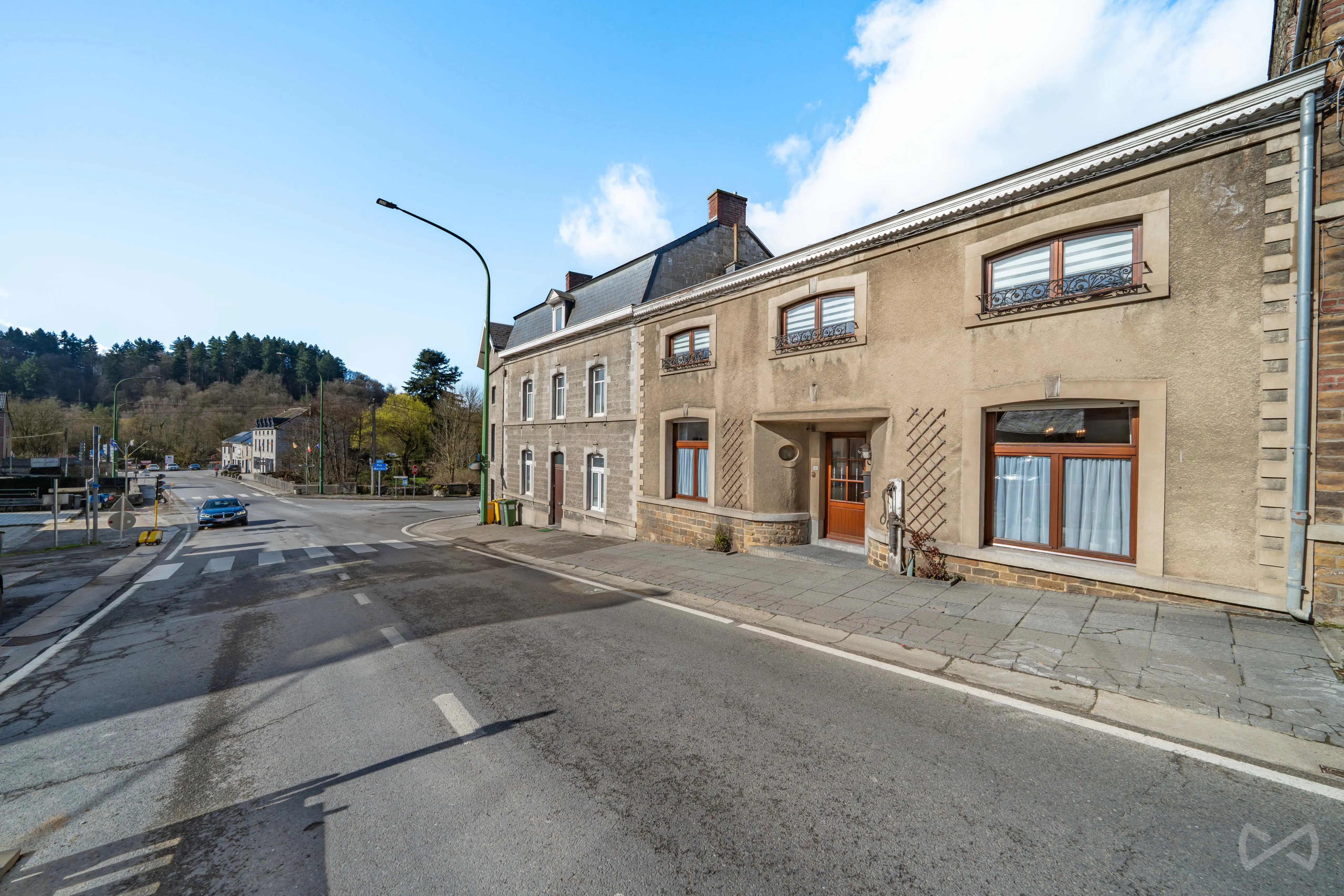 Photo 3 sur 4 pour Maison de cinq chambres à Vierset-barse