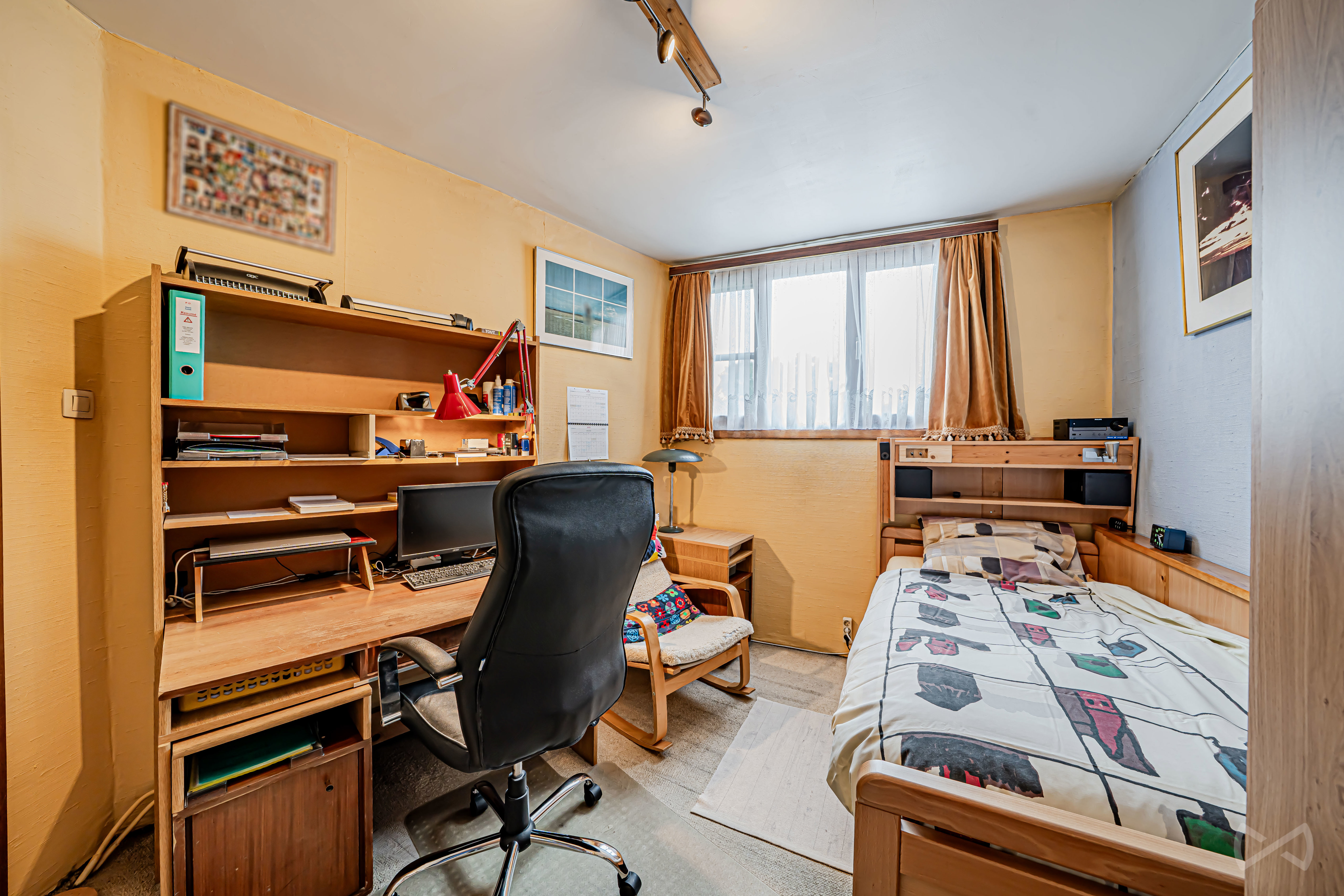 Picture 3 of 4 for Bel-etage with three bedrooms in Neder-over-heembeek