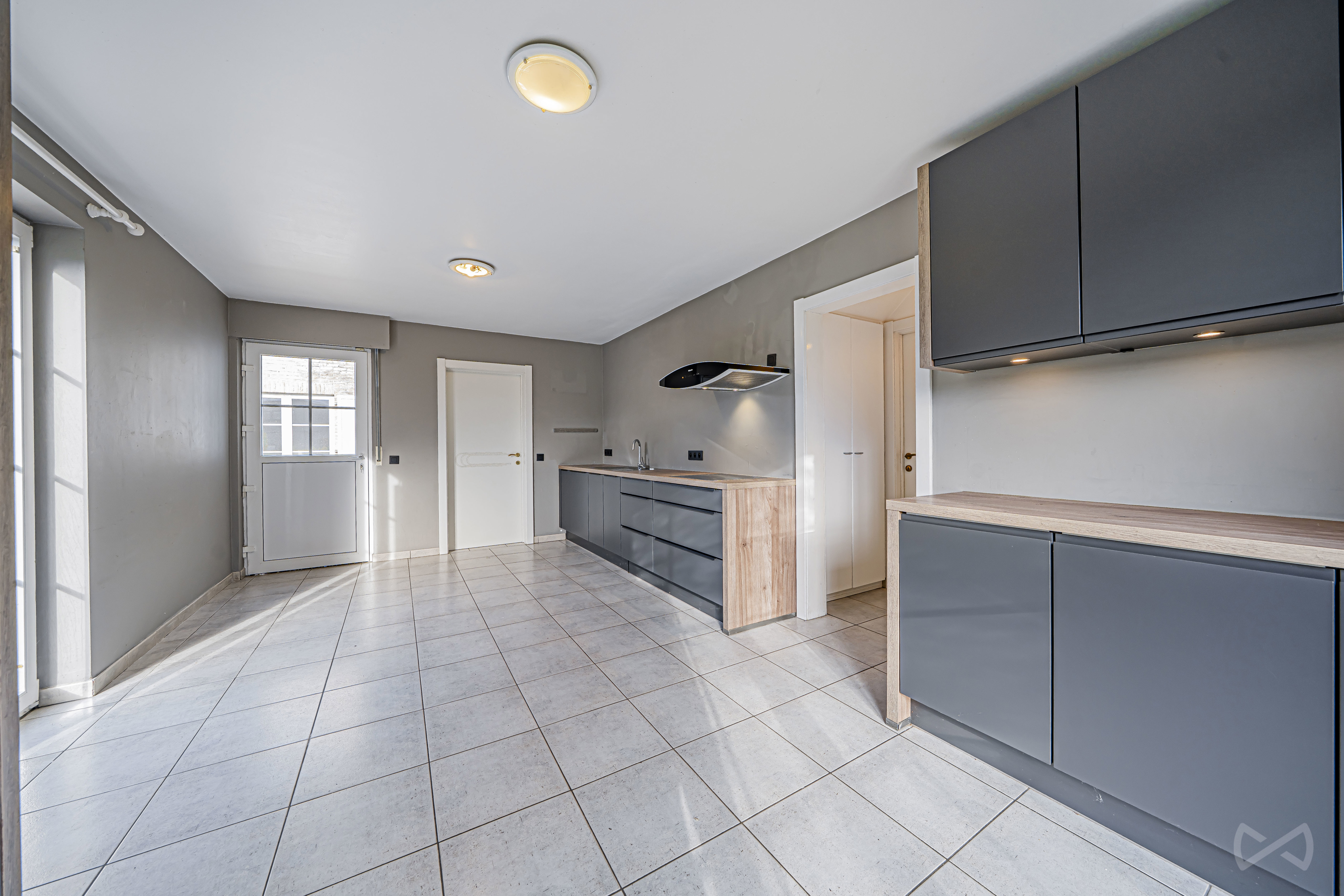 Picture 2 of 4 for House with four bedrooms in Duisburg