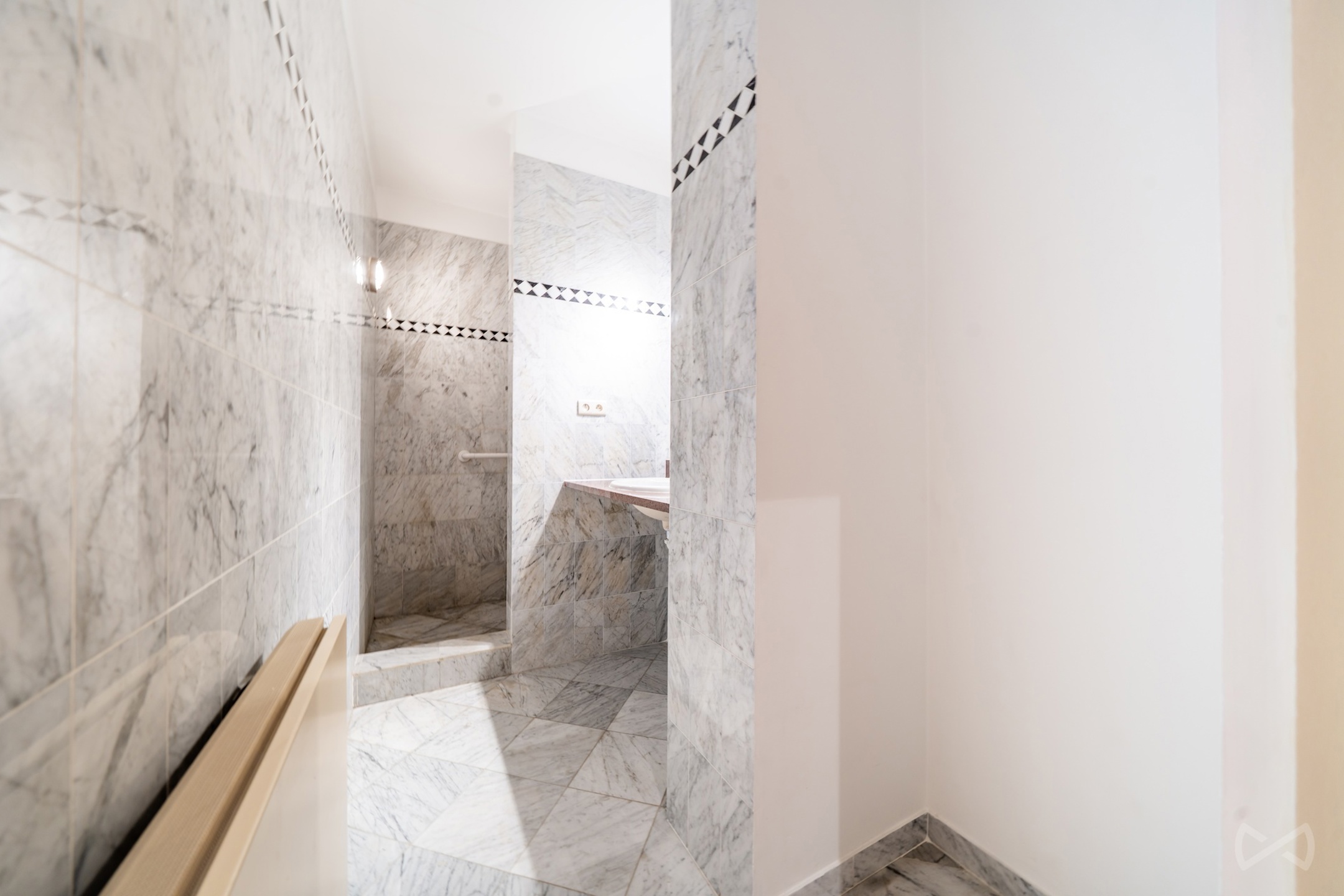Picture 3 of 4 for Flat with three bedrooms in Bruxelles