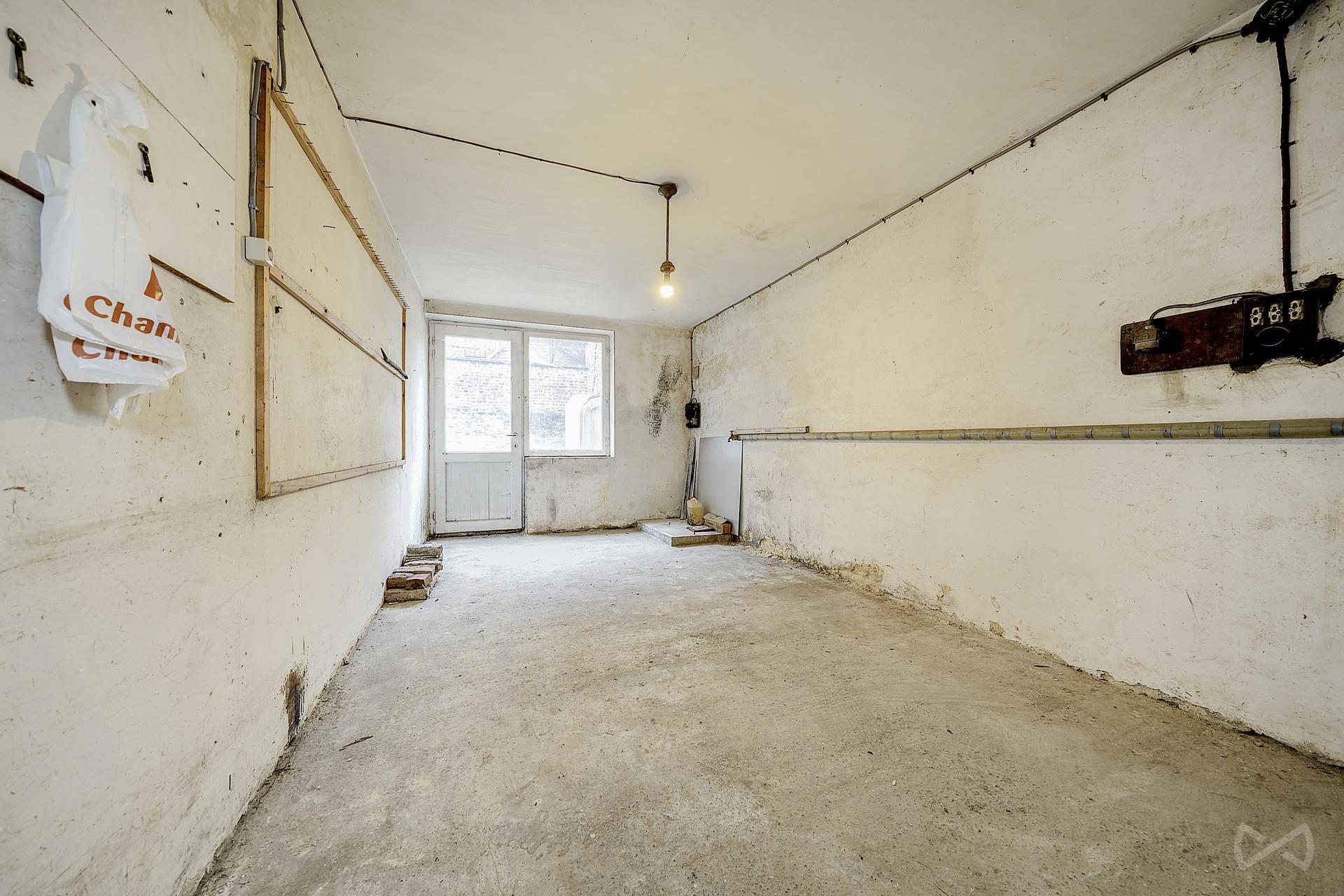 Photo 3 sur 4 pour Immeuble à appartements de quatre chambres à Huy
