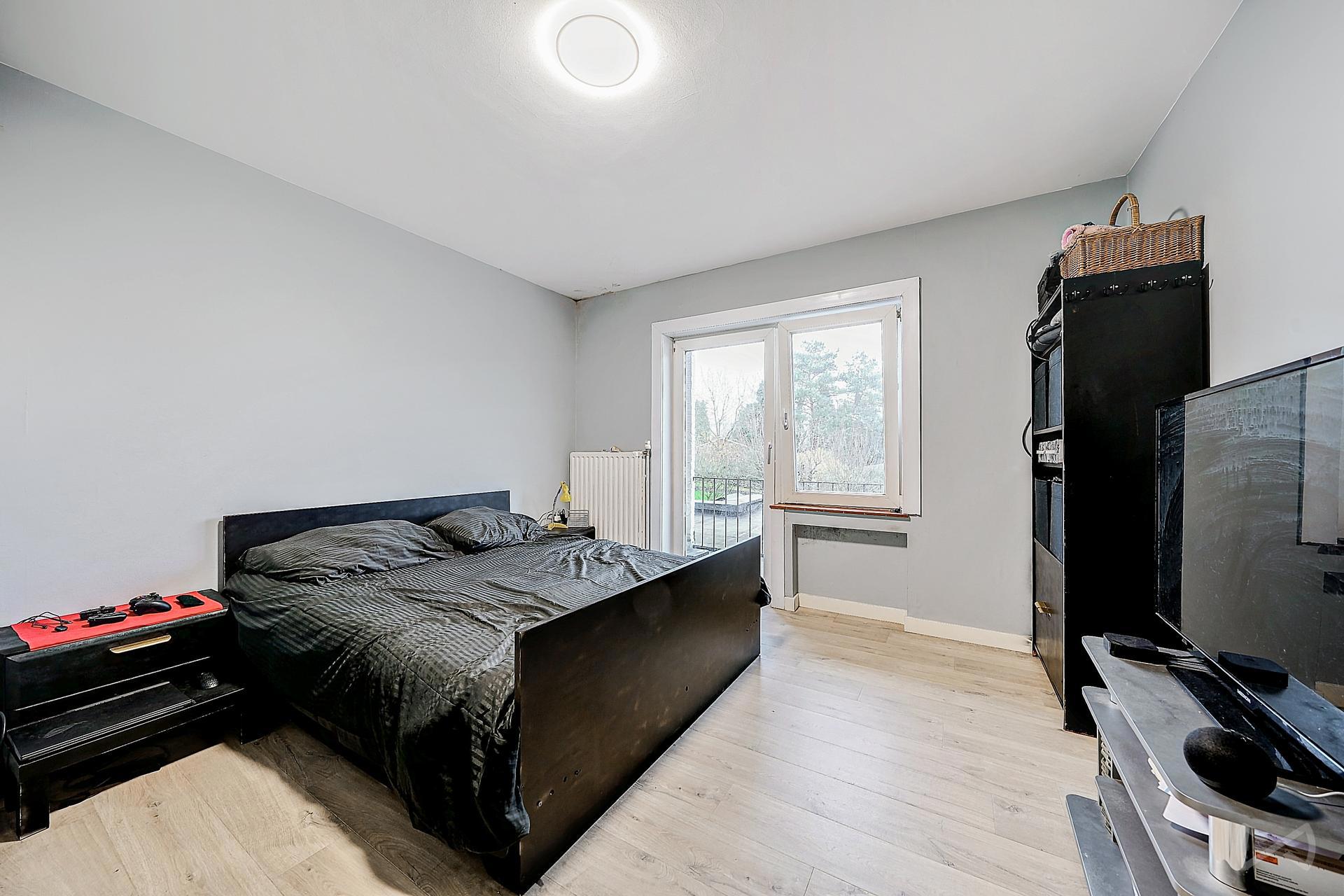 Picture 4 of 4 for Apartment block with four bedrooms in Limal
