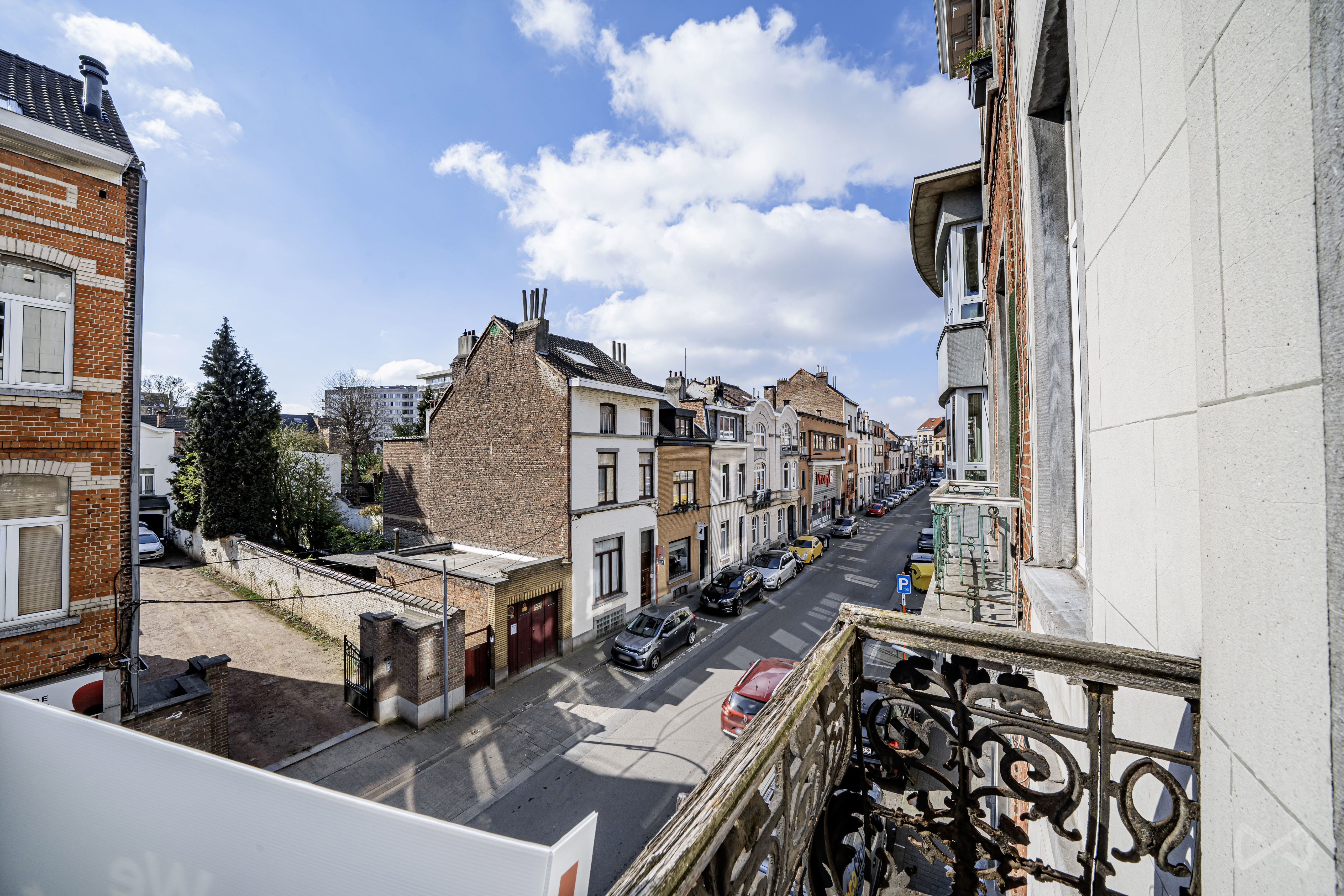 Picture 1 of 4 for House with five bedrooms in Woluwe-saint-lambert