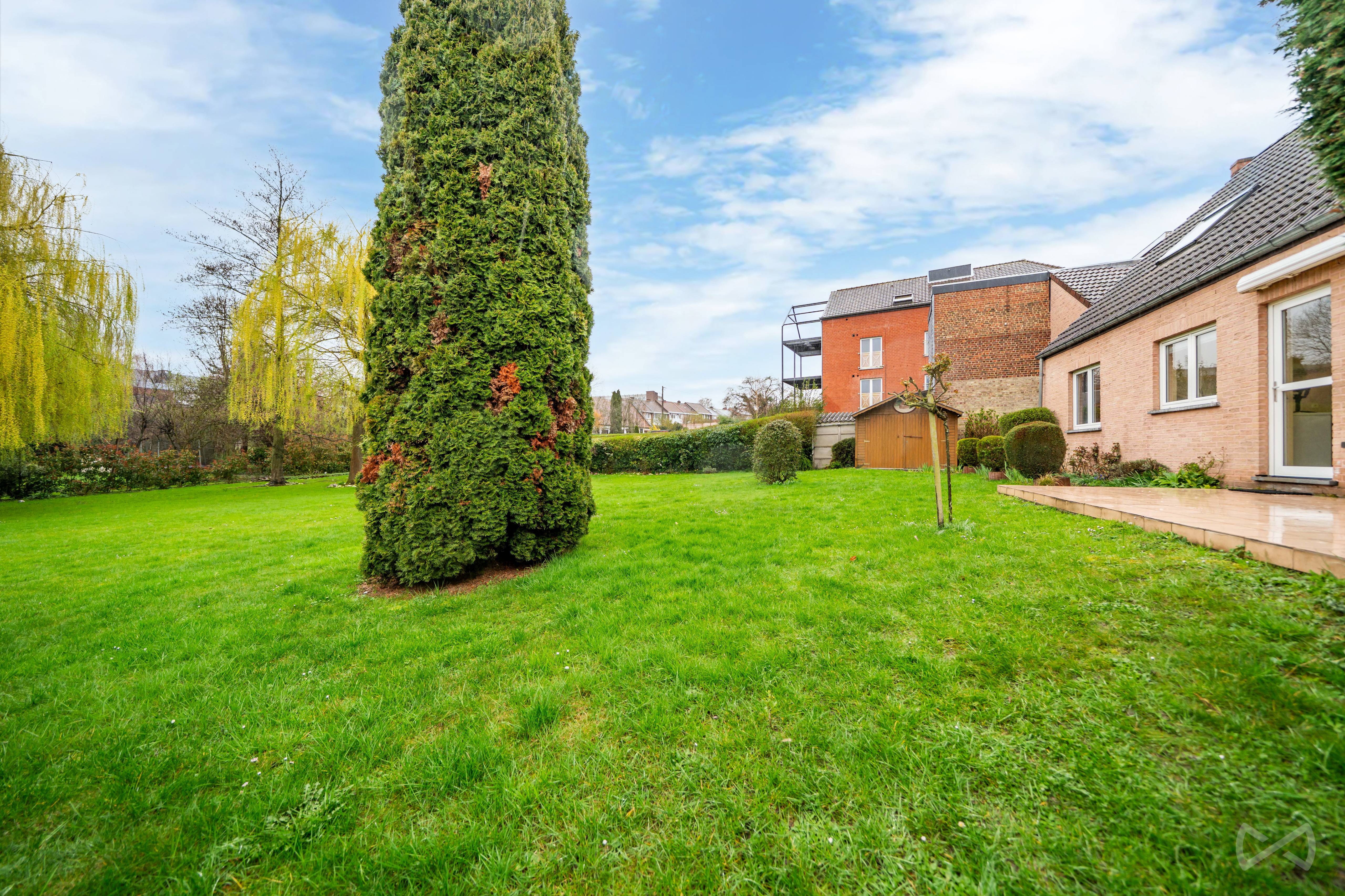 Picture 1 of 4 for Villa with four bedrooms in Mons