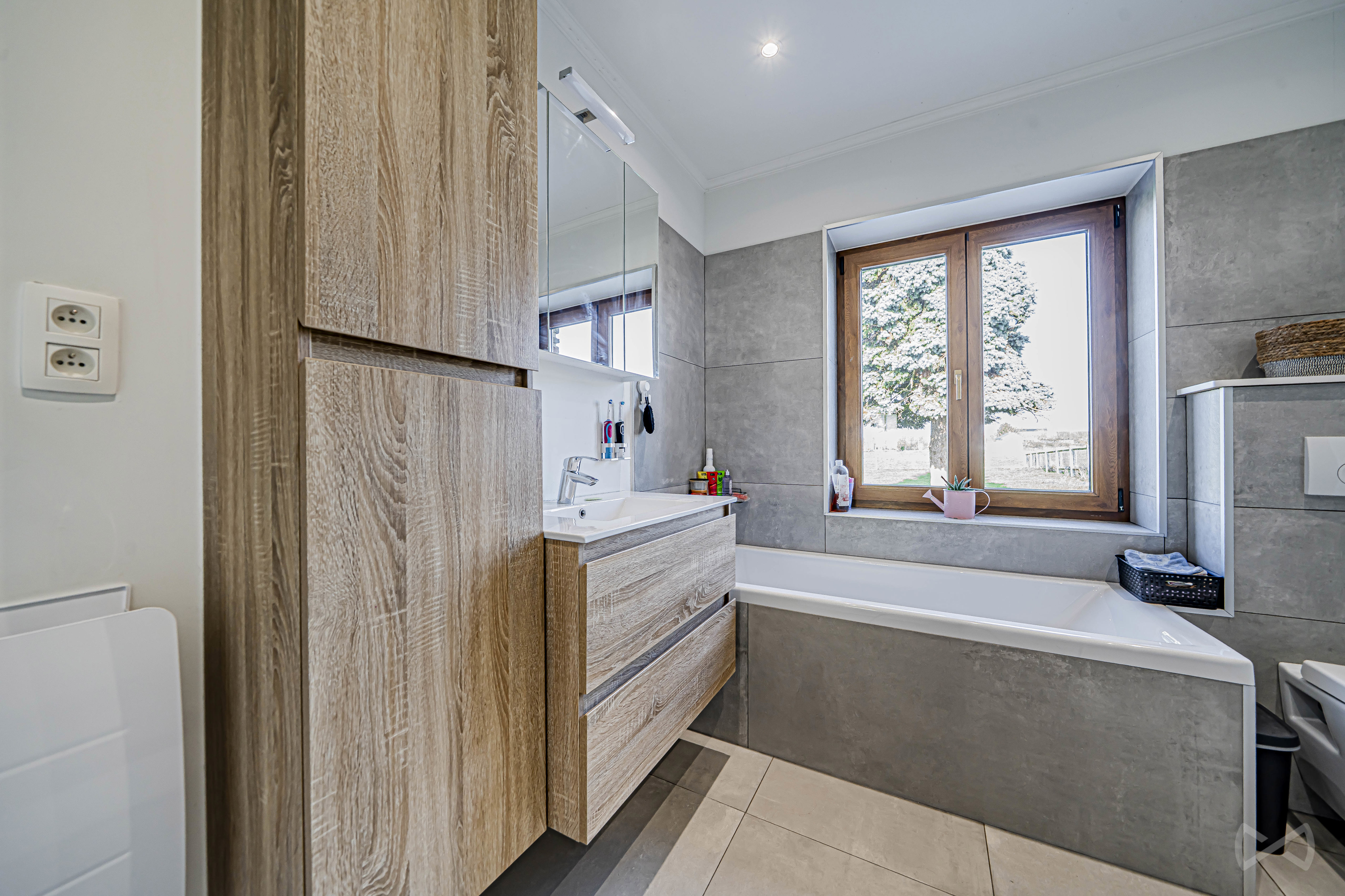 Picture 3 of 4 for Villa with five bedrooms in Braine-le-Comte
