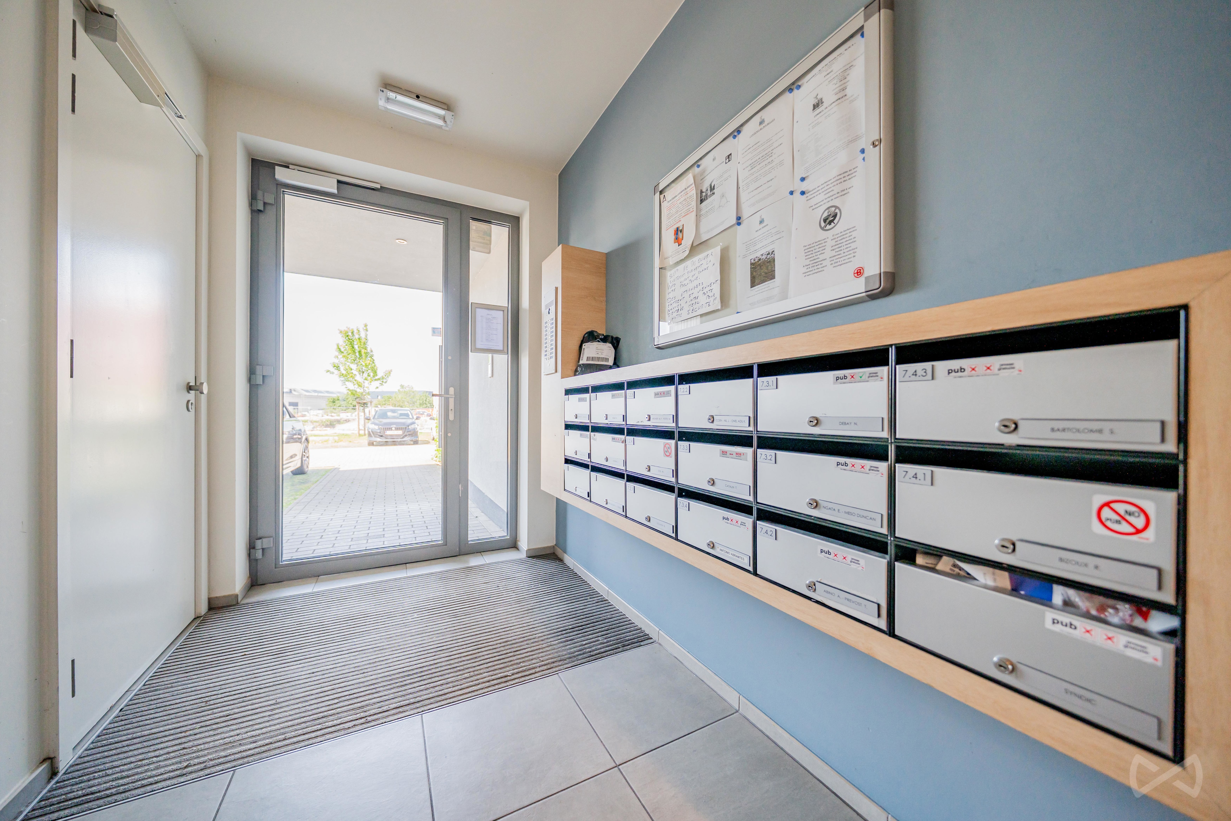 Picture 1 of 3 for Flat with one bedroom in Mons