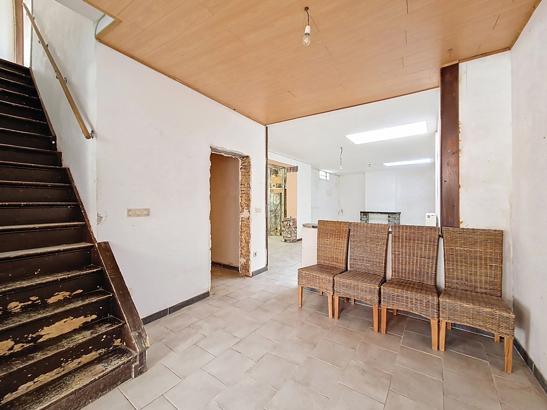 Photo 2 sur 4 pour Maison de quatre chambres à Écaussinnes