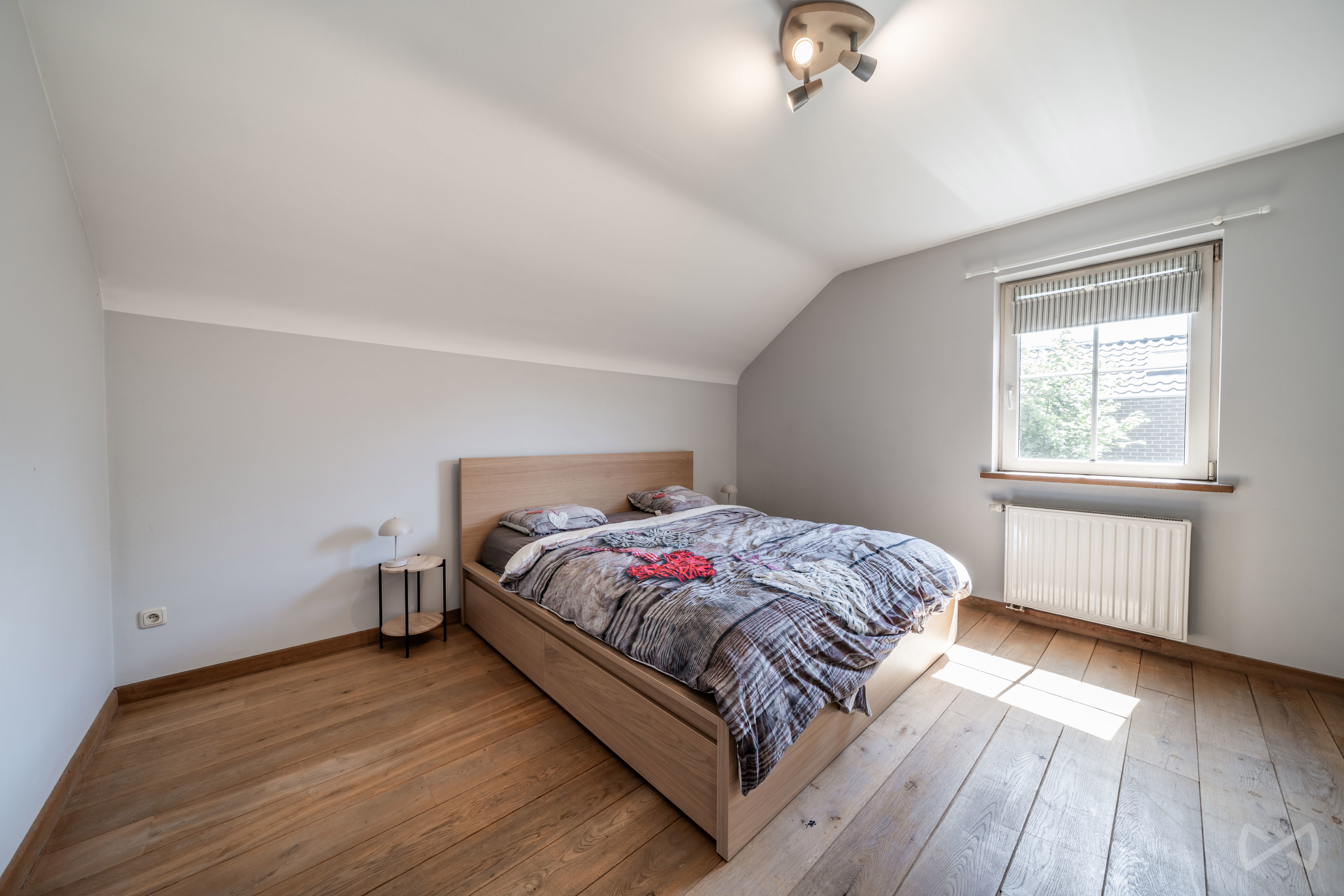 Picture 1 of 4 for Villa with five bedrooms in Waterloo