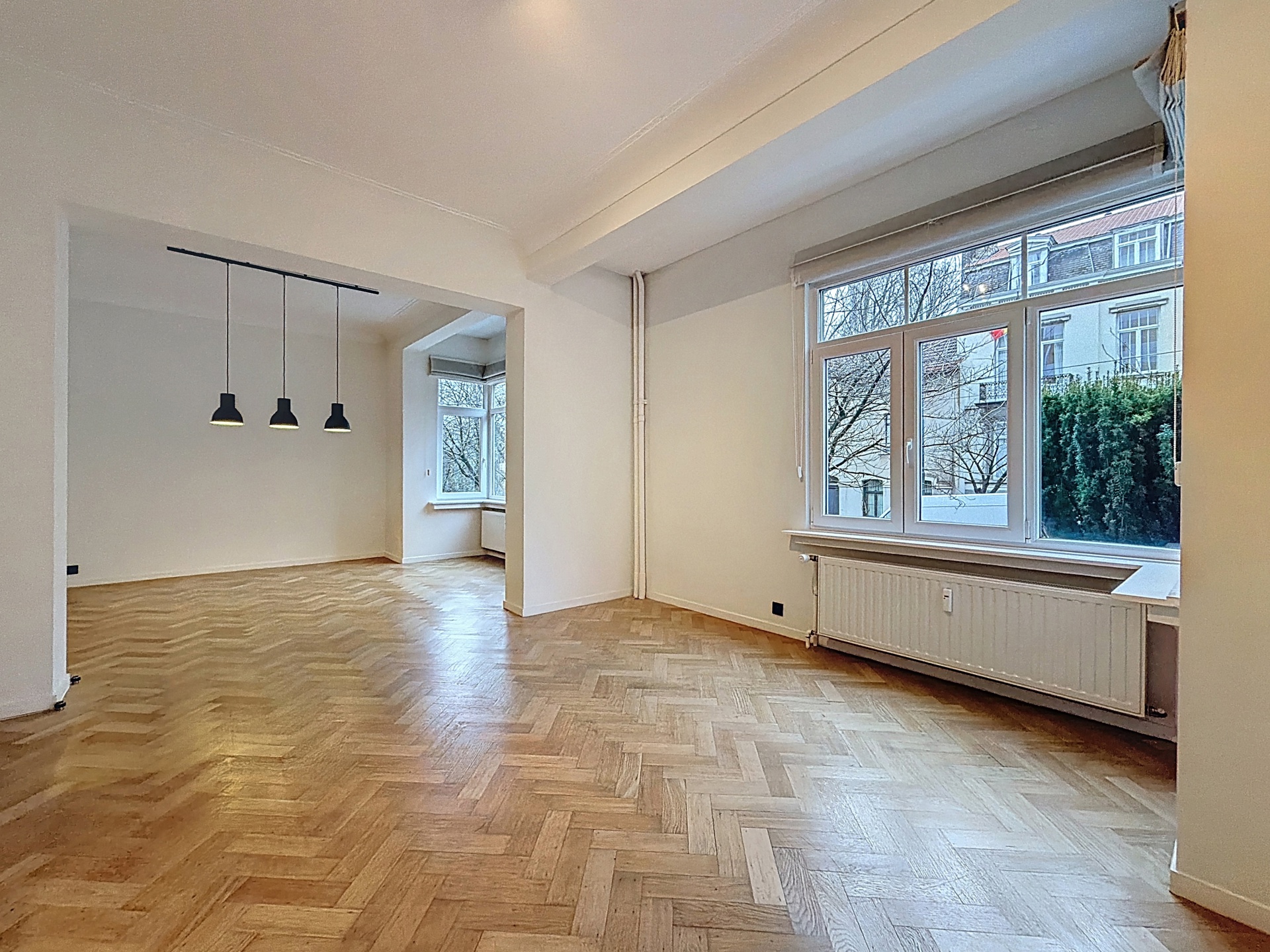 Foto 2 van 3 van Gelijkvloerse verdieping met één slaapkamer in Ixelles