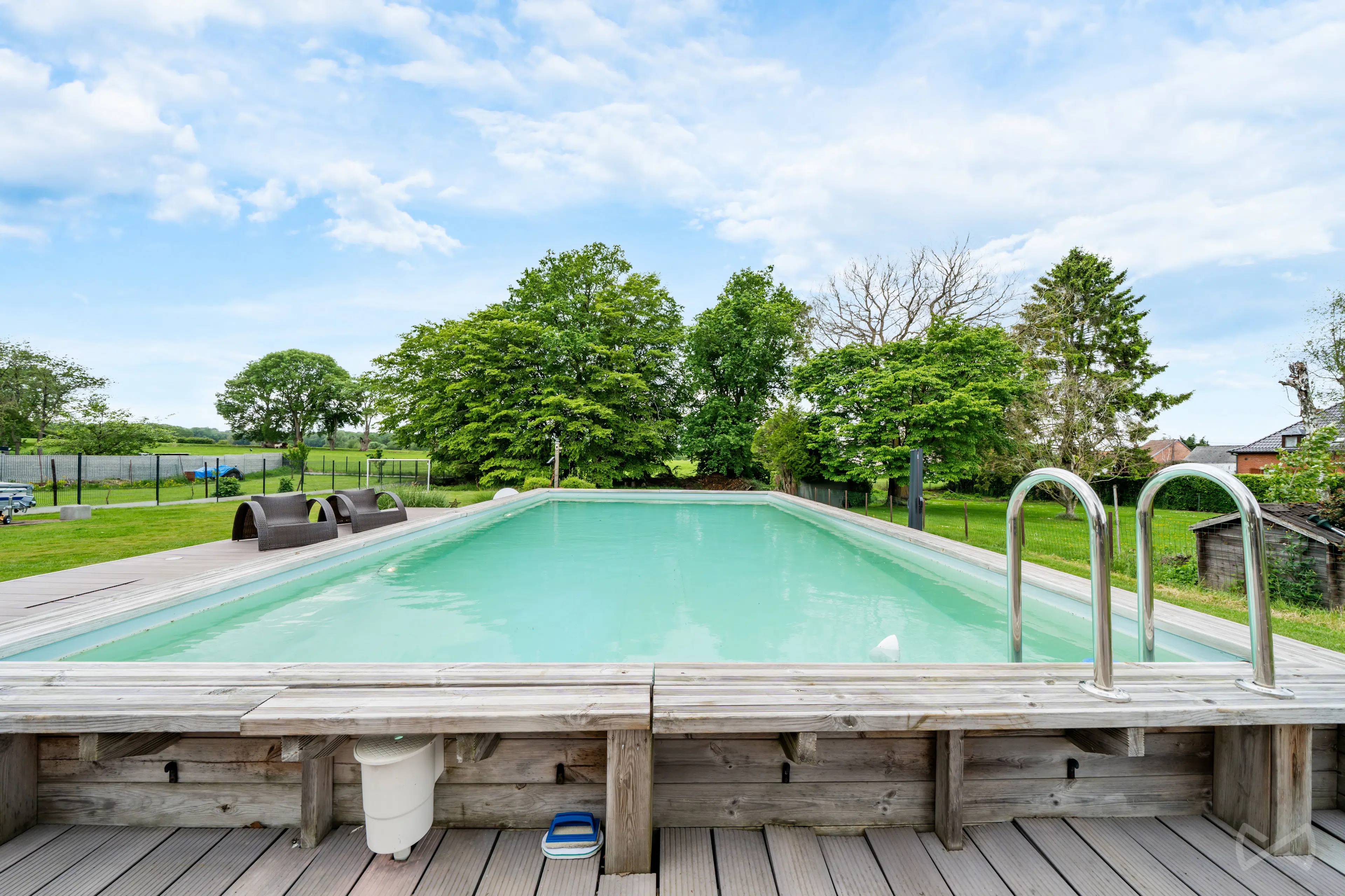 Foto 4 van 4 van Villa met vier slaapkamers in Sars-la-bruyère