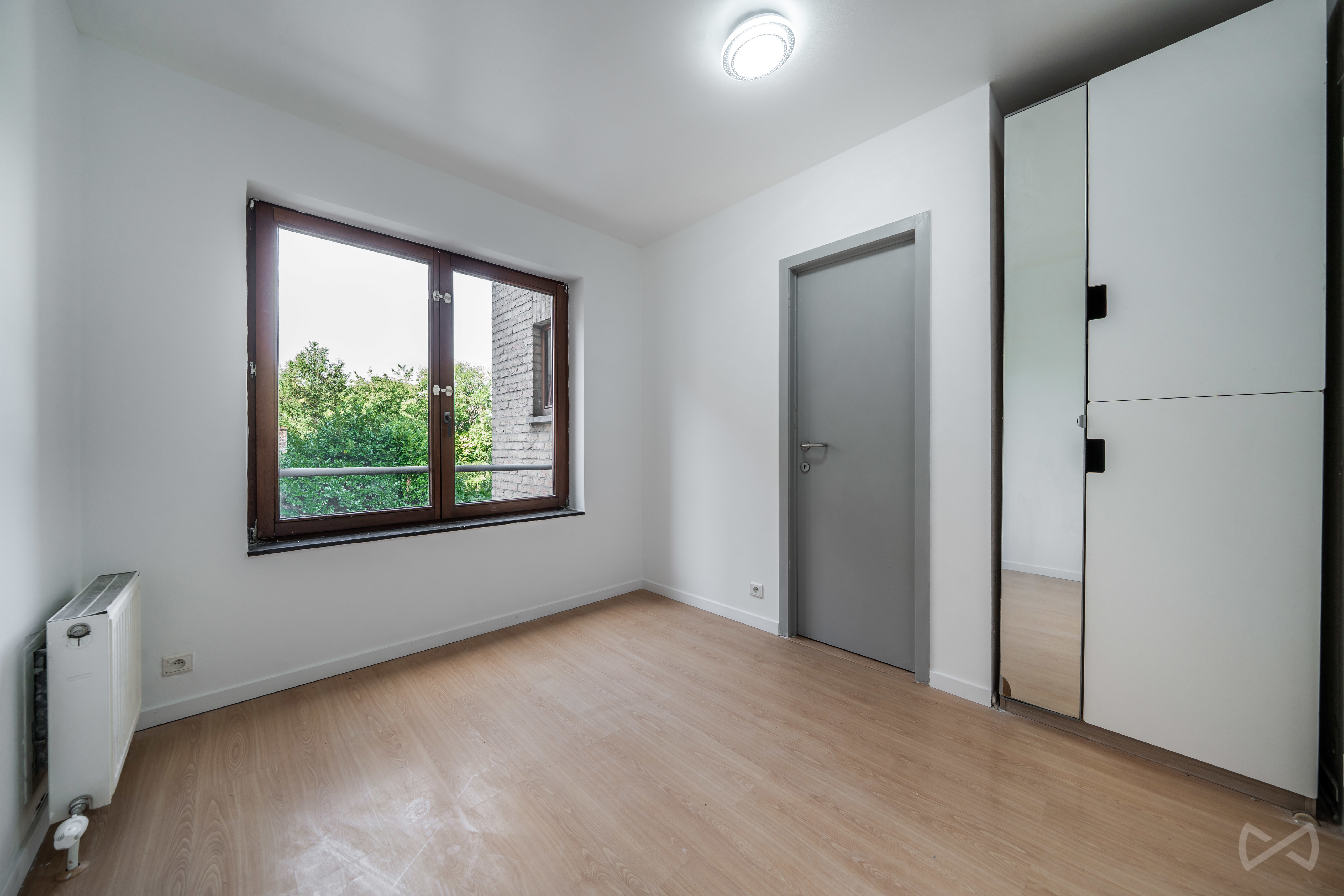 Picture 1 of 4 for Flat with three bedrooms in Berchem-sainte-agathe