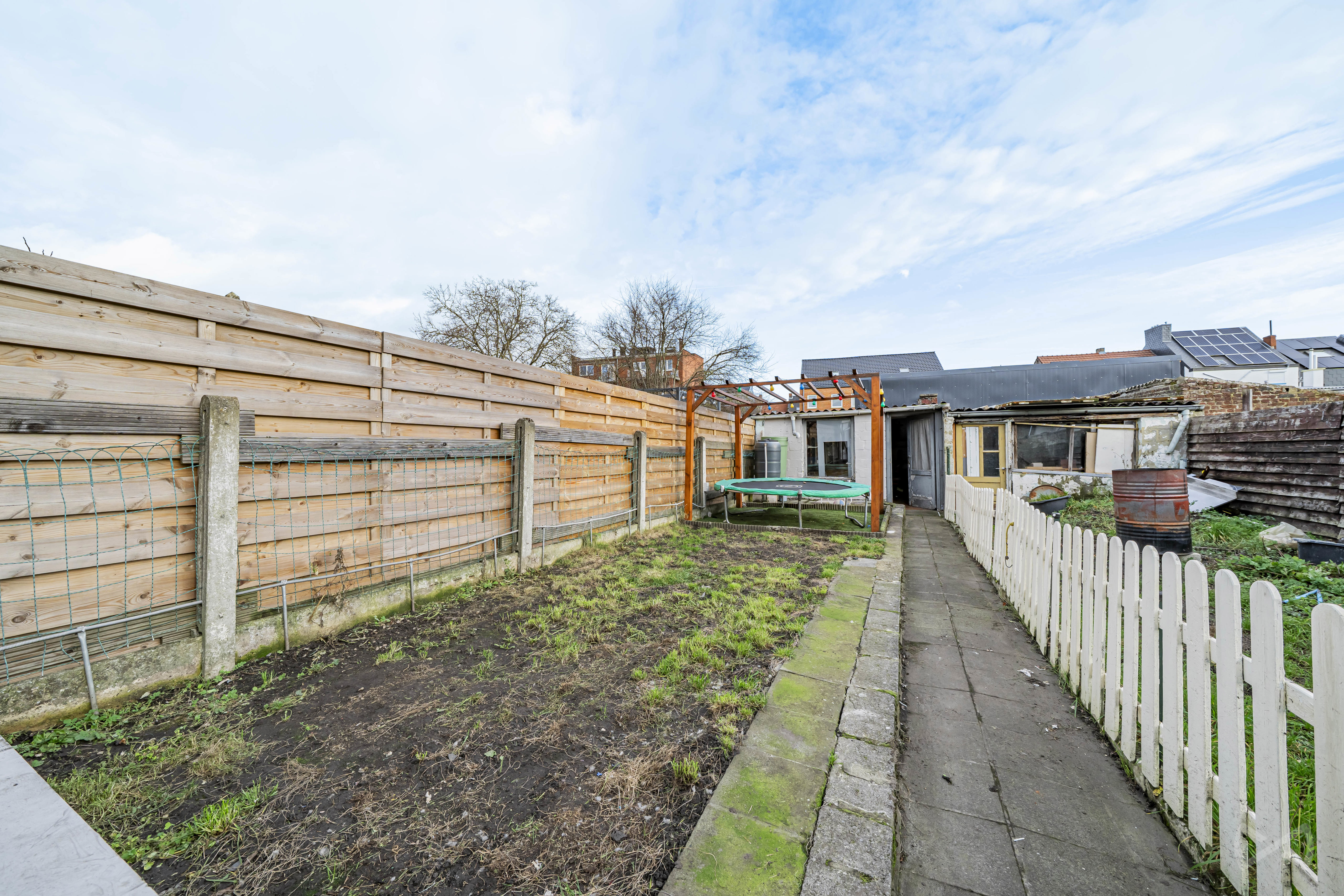 Picture 3 of 4 for House with two bedrooms in Châtelet