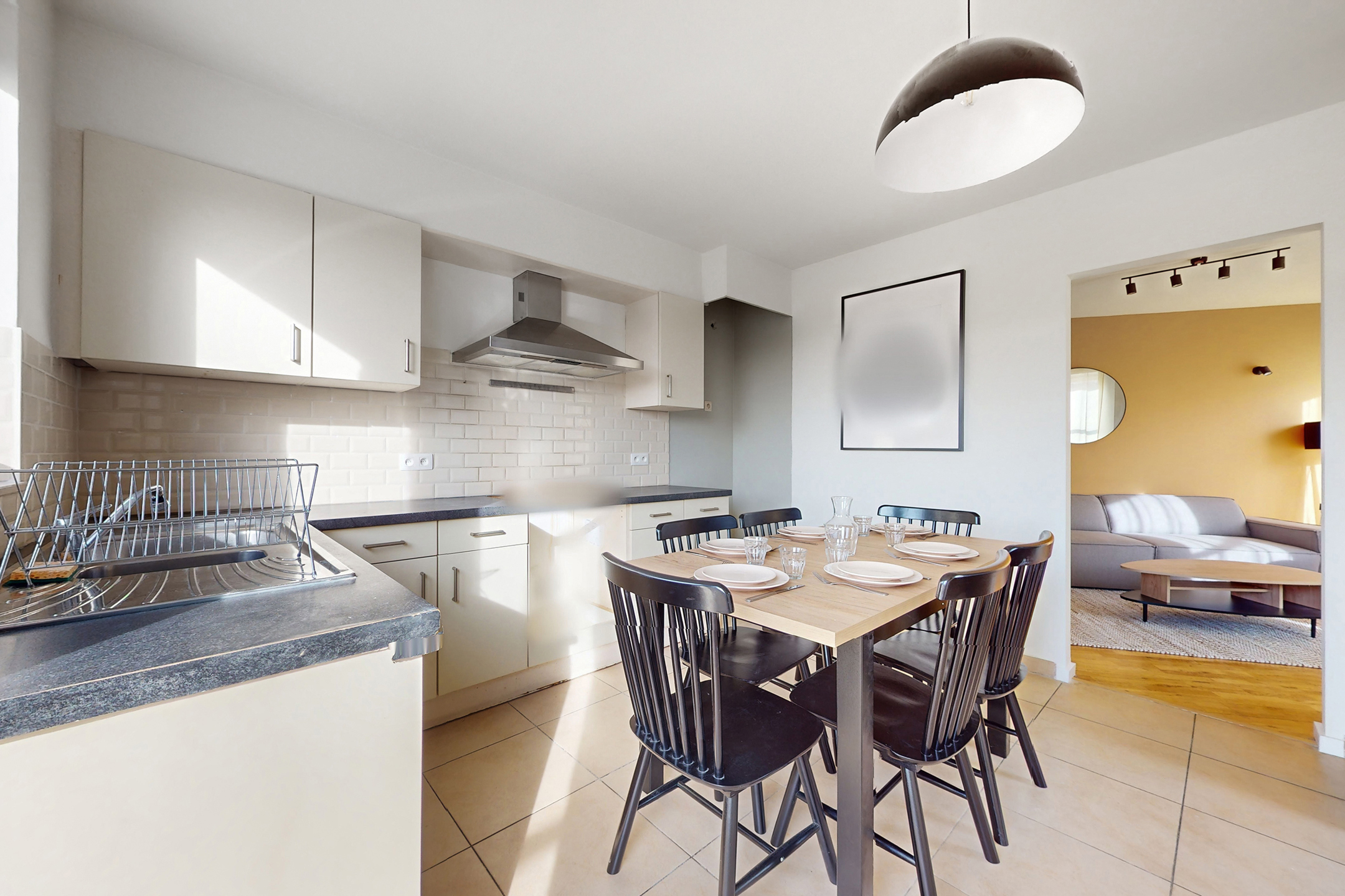 Picture 4 of 4 for Flat with four bedrooms in Jette